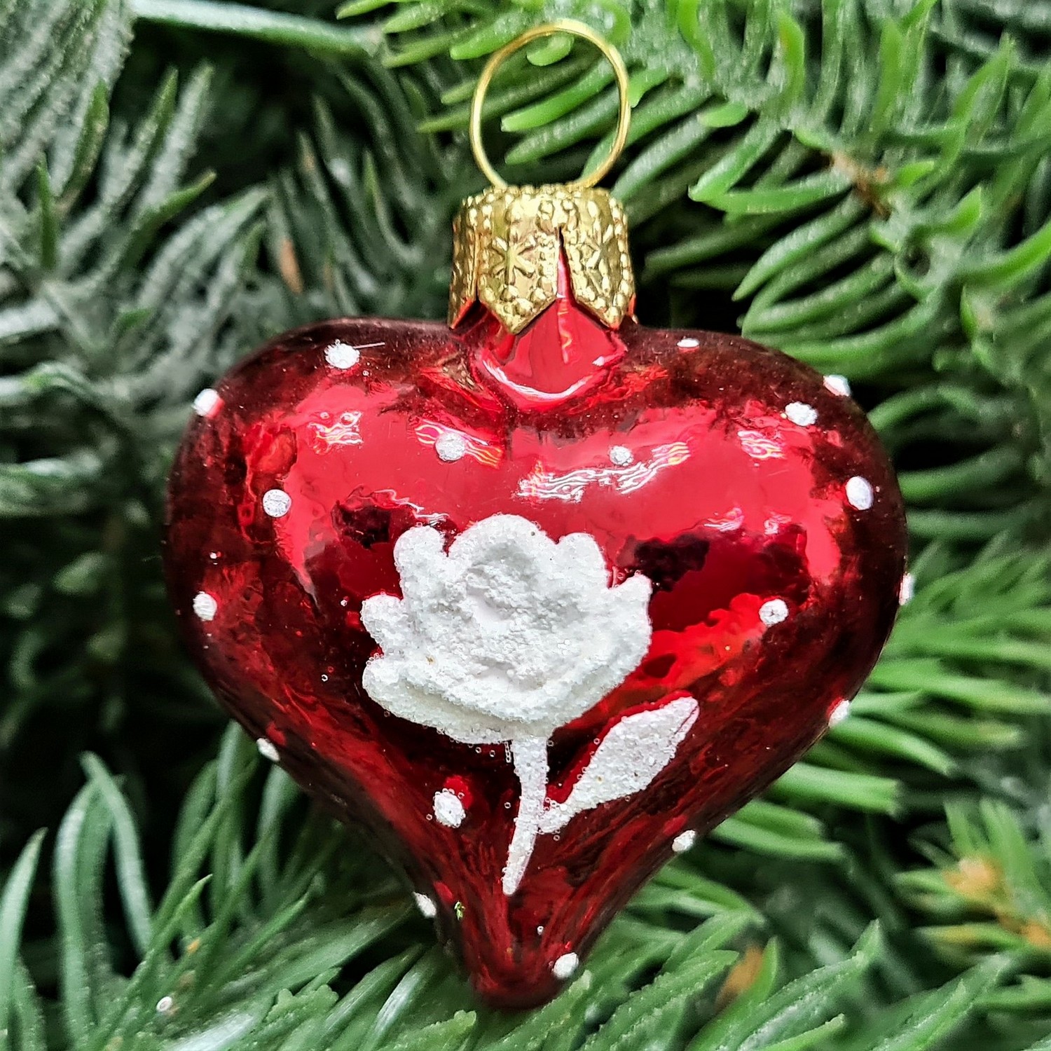 фото Стеклянная елочная игрушка Сердечко