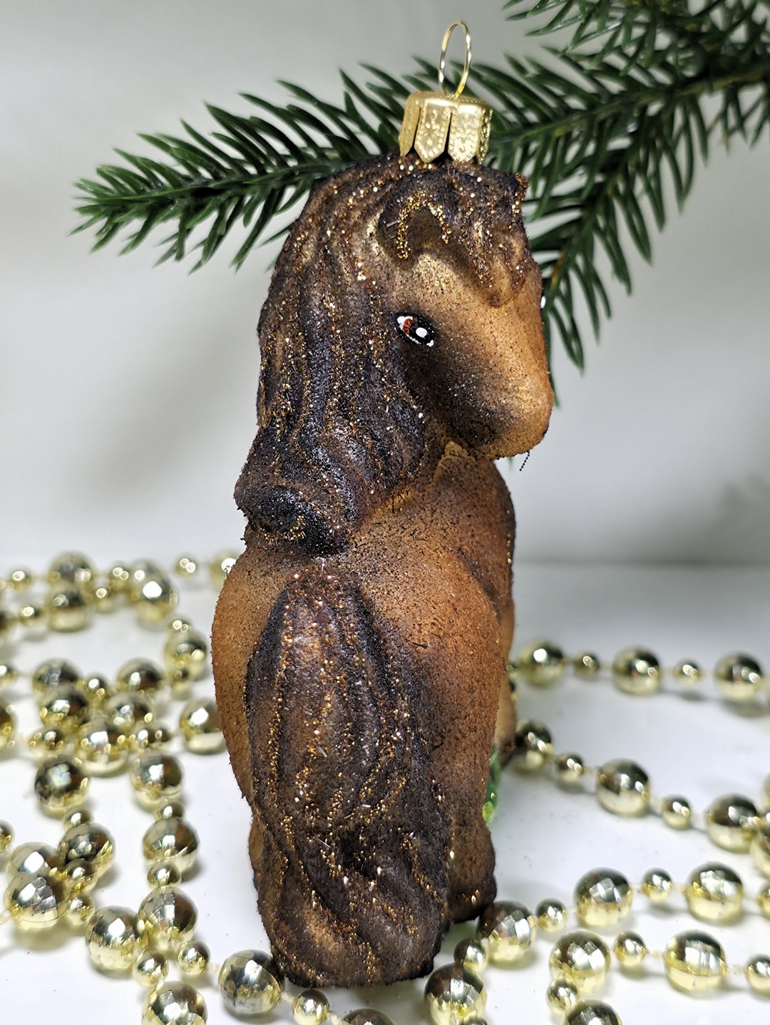 фото Стеклянная елочная игрушка Лошадка смотрит в бок