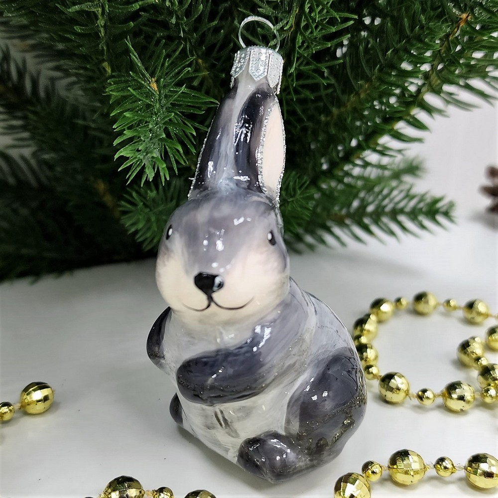 фото Стеклянная елочная игрушка Зайка серенький