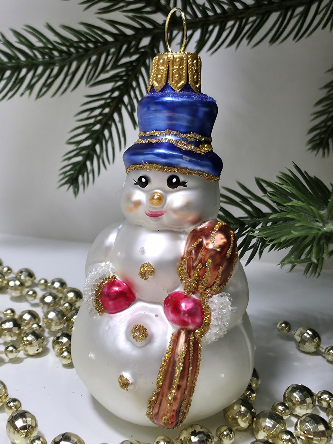 фото Стеклянная елочная игрушка Снеговик