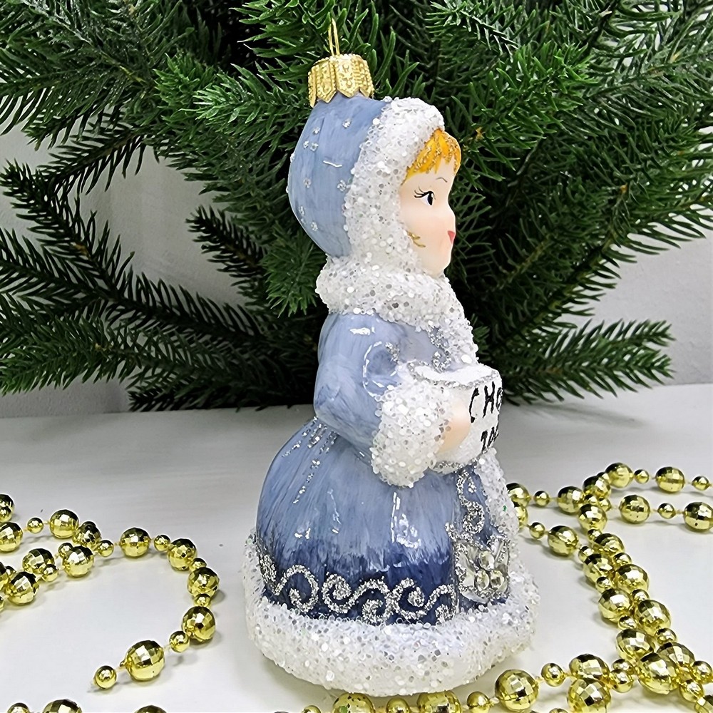 фото Стеклянная елочная игрушка Девочка
