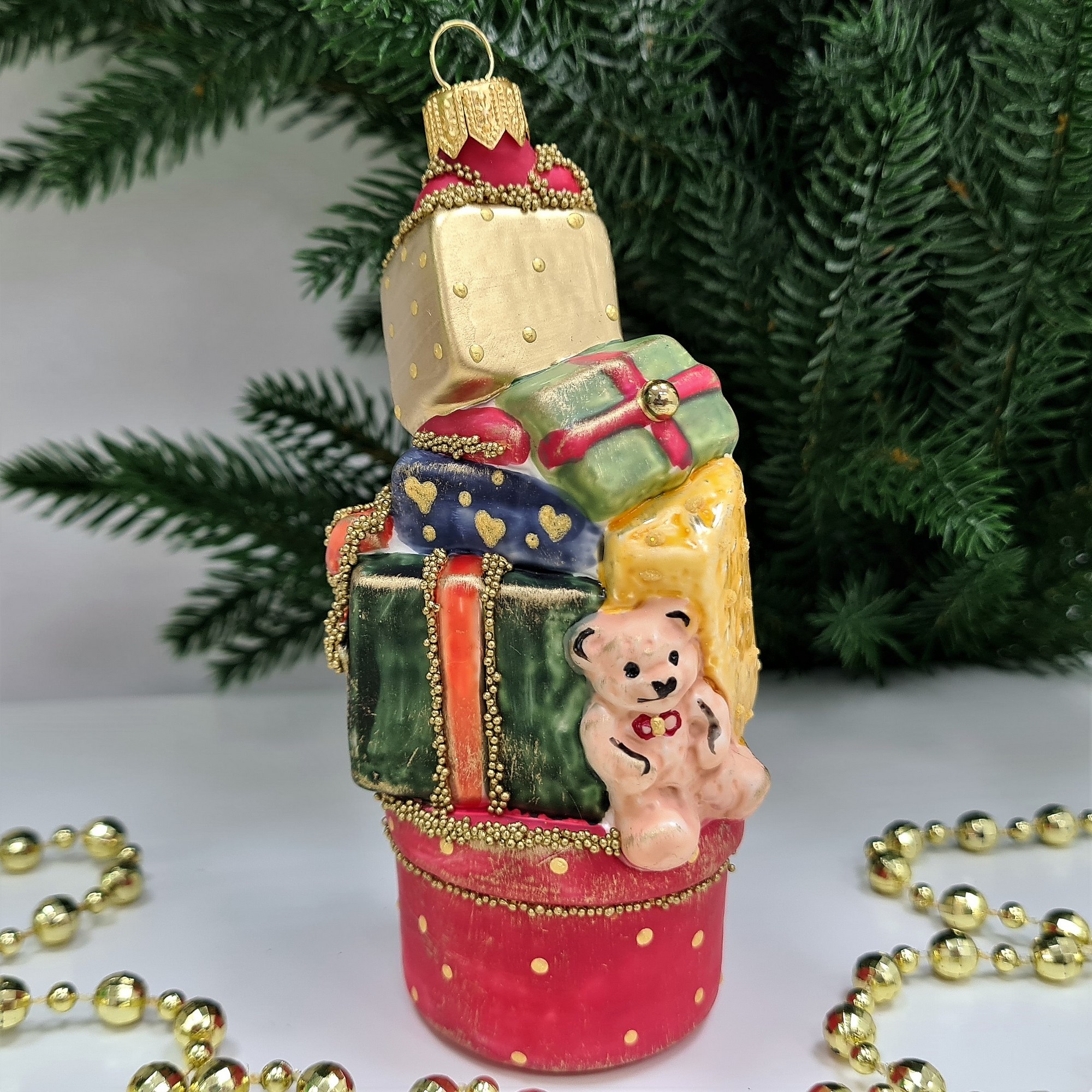 фото Стеклянная елочная игрушка Подарки винтаж