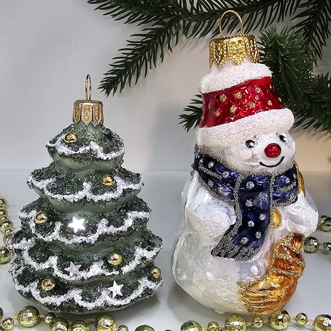 фото Набор стеклянных ёлочных игрушек Irena-Co Снеговик с метлой и елочка