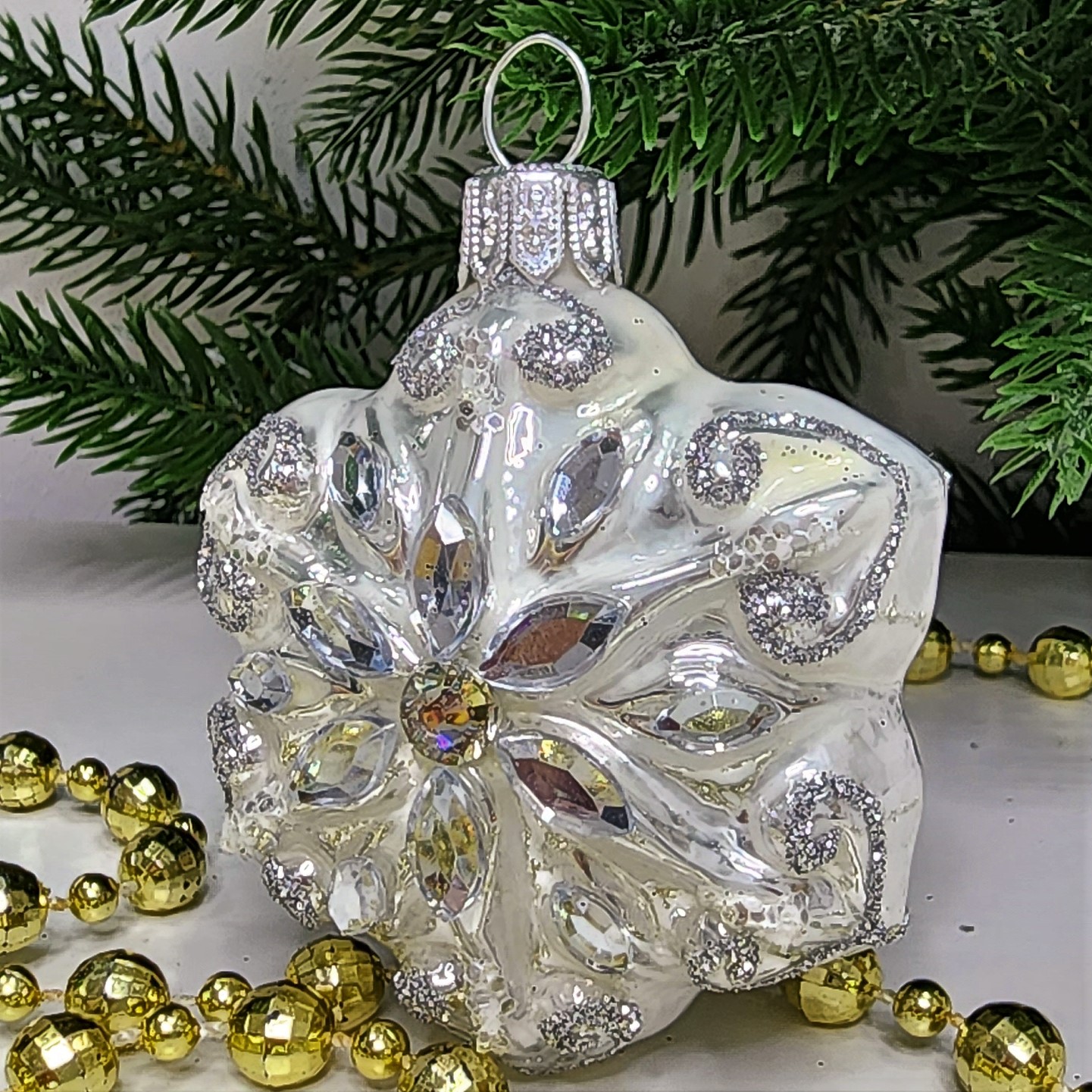 фото Стеклянная елочная игрушка Снежинка