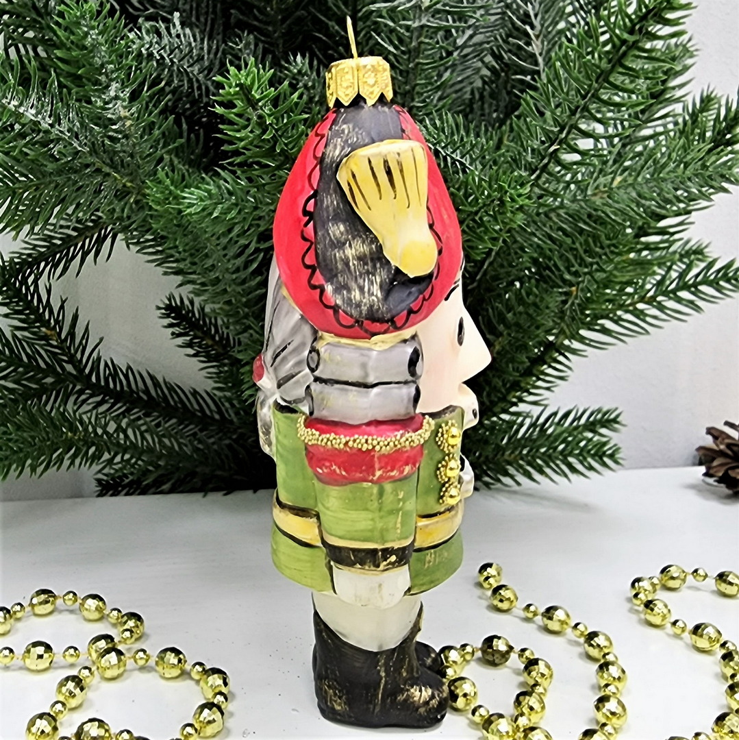 фото Стеклянная елочная игрушка Щелкунчик винтаж зеленый