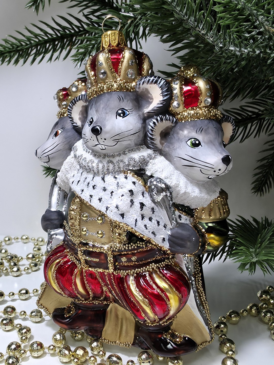 фото Стеклянная елочная игрушка Мышинный король