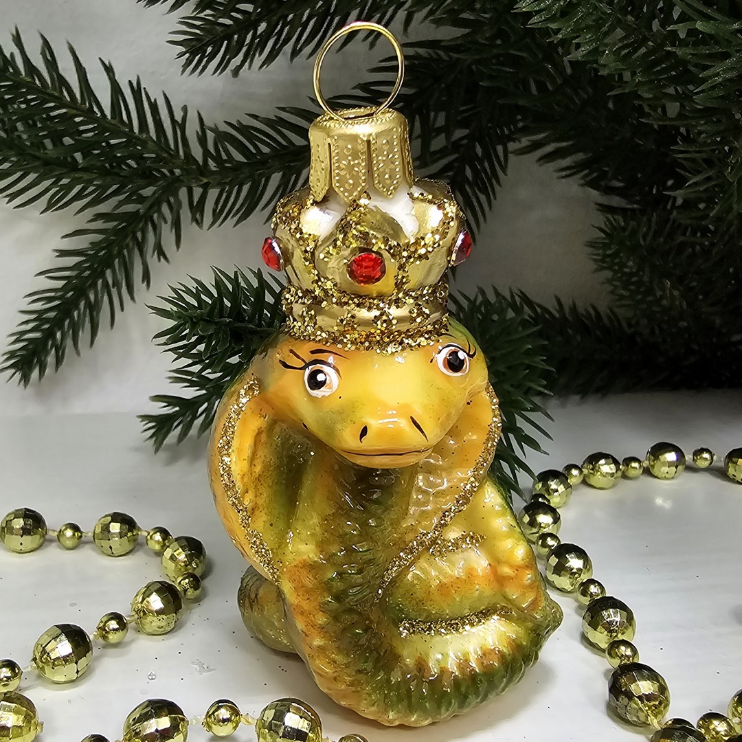 фото Стеклянная елочная игрушка Кобра в короне