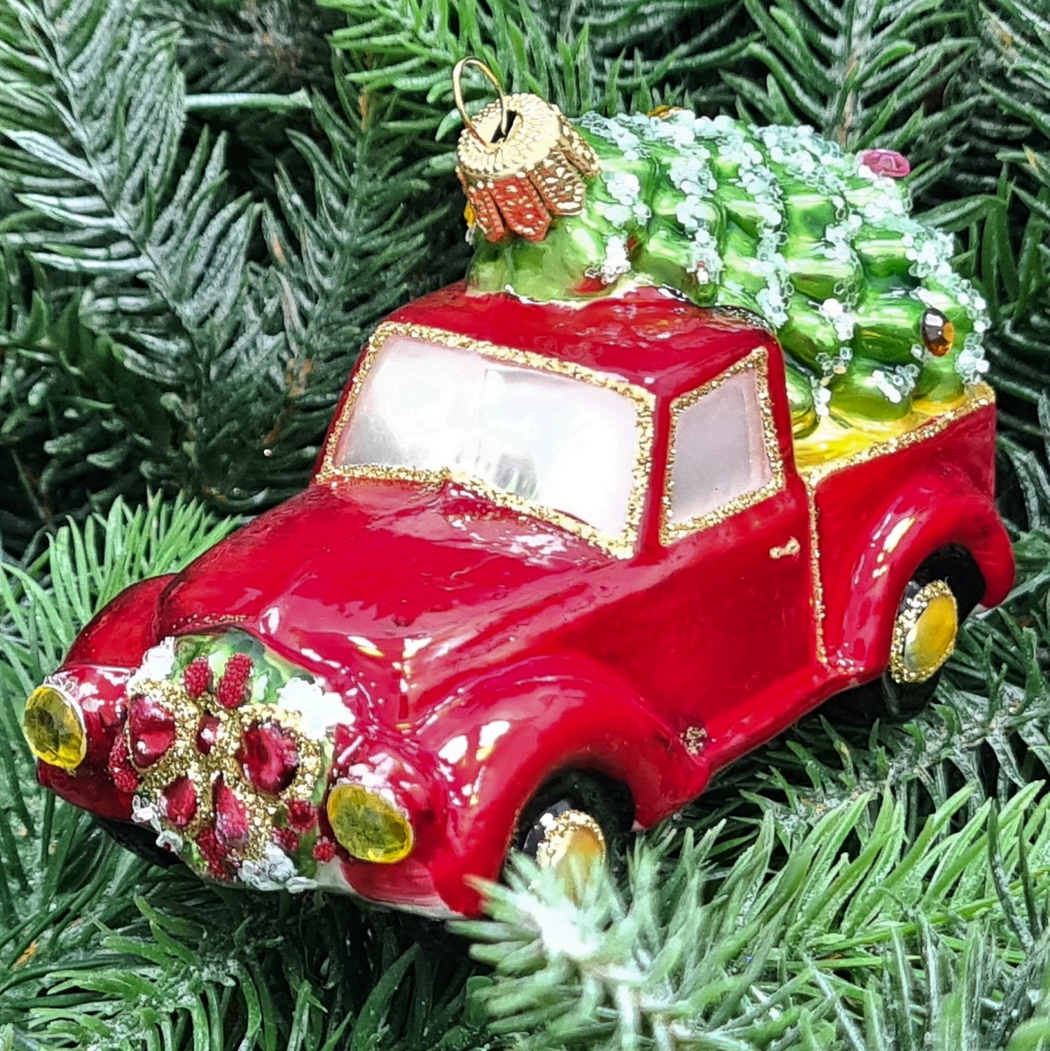фото Стеклянная елочная игрушка Машинка с елкой