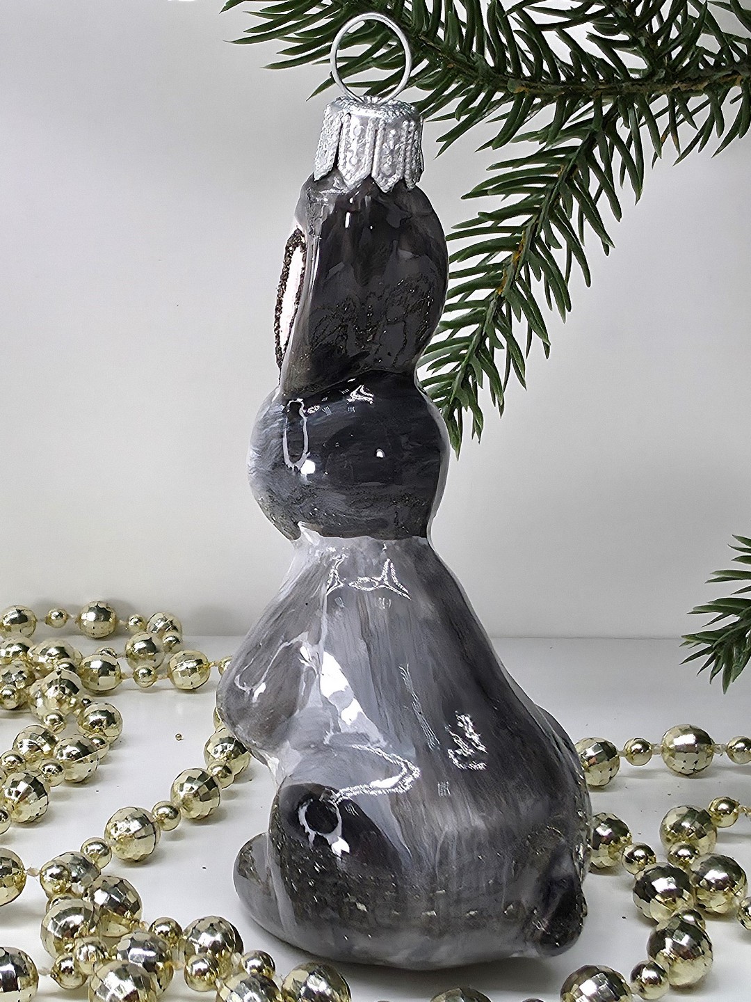 фото Стеклянная елочная игрушка Зайчик