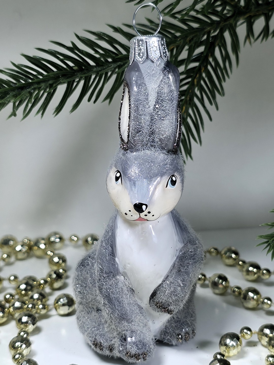 фото Стеклянная елочная игрушка Зайчик
