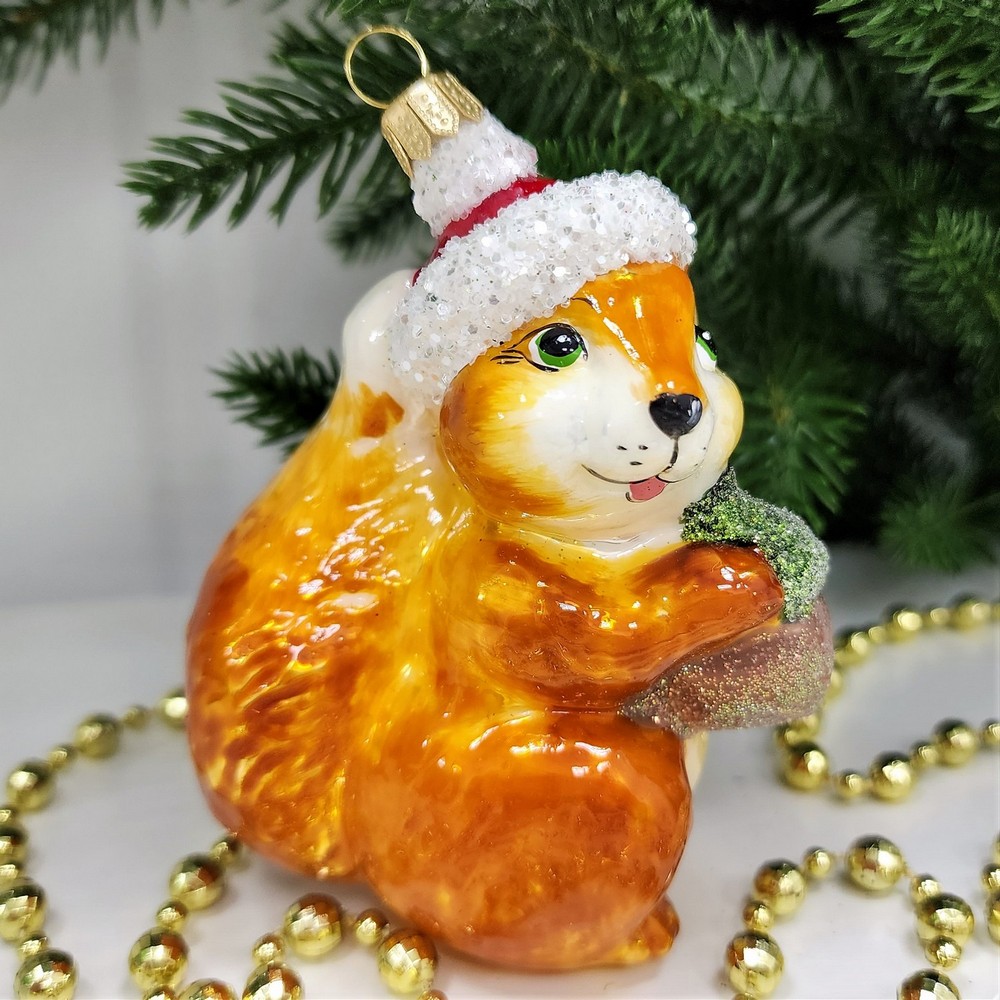 фото Стеклянная елочная игрушка Белочка с орехом