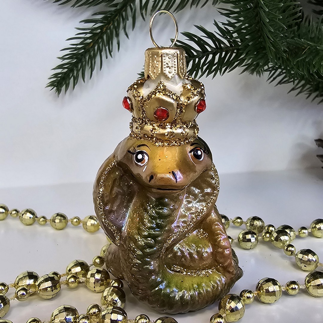 фото Стеклянная елочная игрушка Кобра в короне