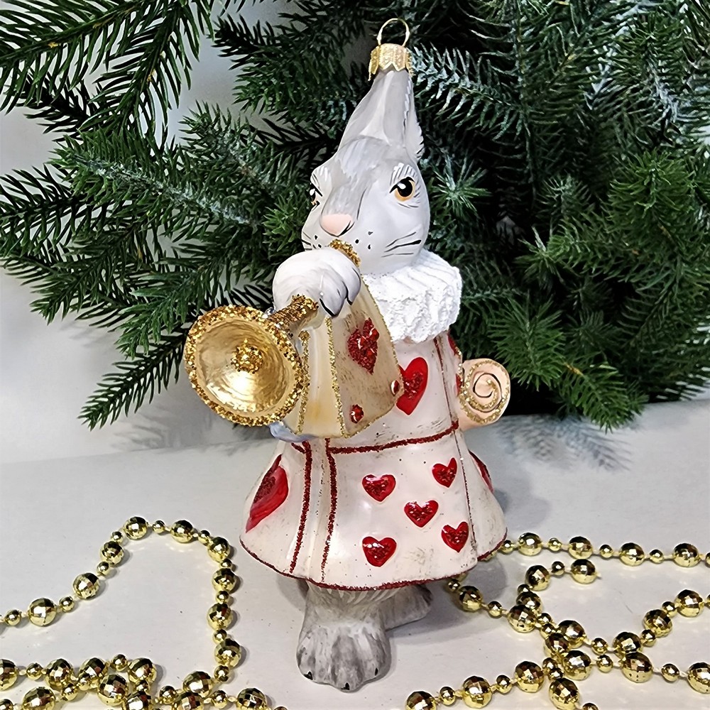 фото Стеклянная елочная игрушка Белый кролик с горном