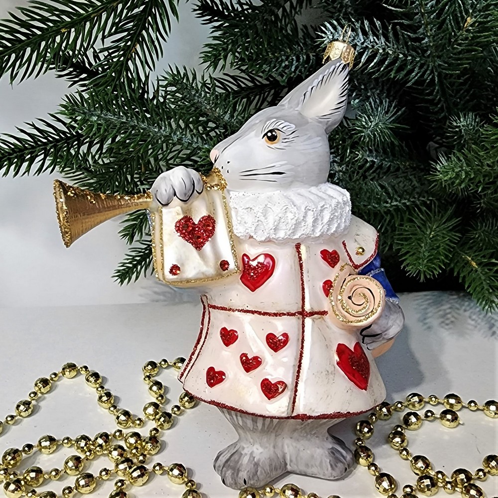 фото Стеклянная елочная игрушка Белый кролик с горном