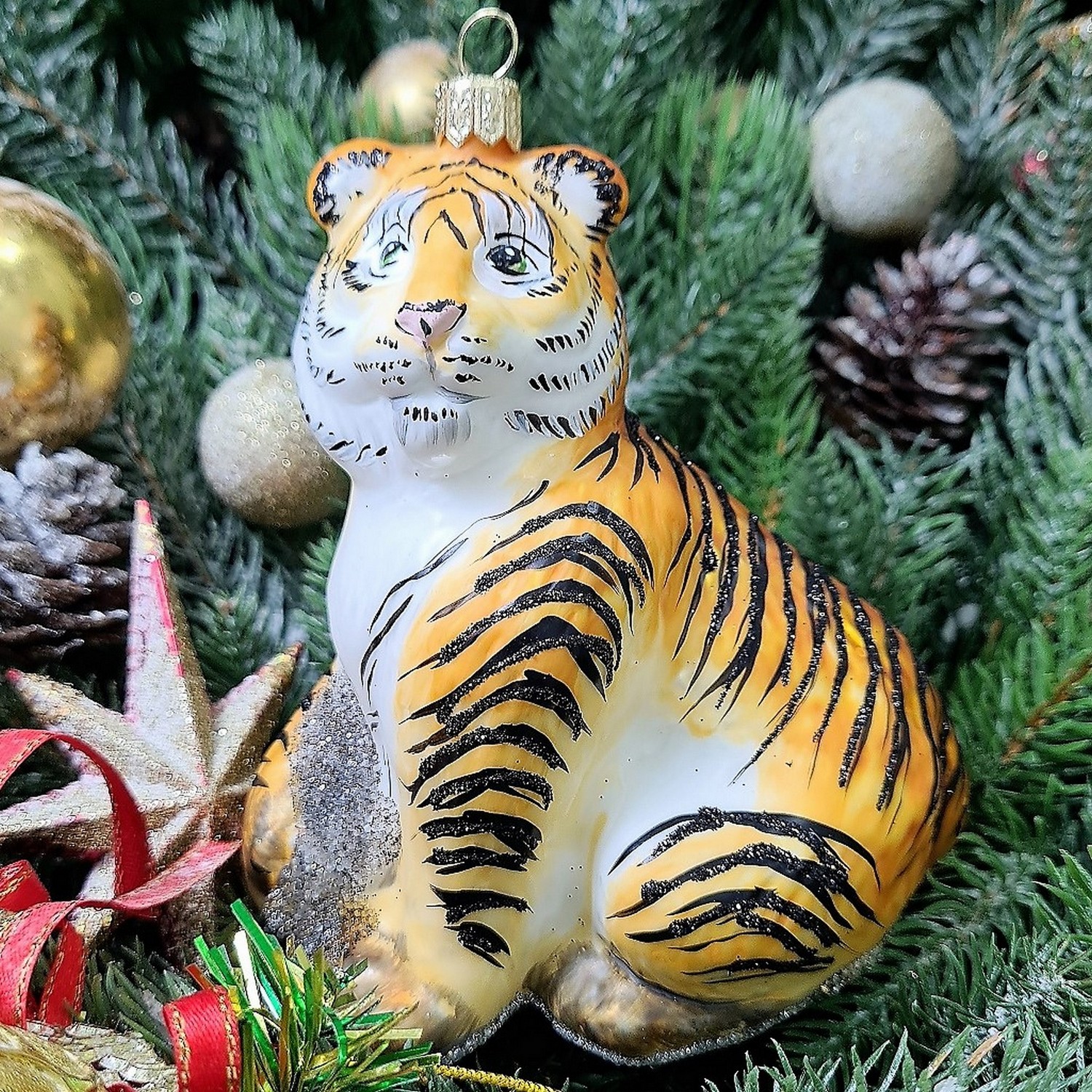 фото Стеклянная елочная игрушка Тигр на камне-2