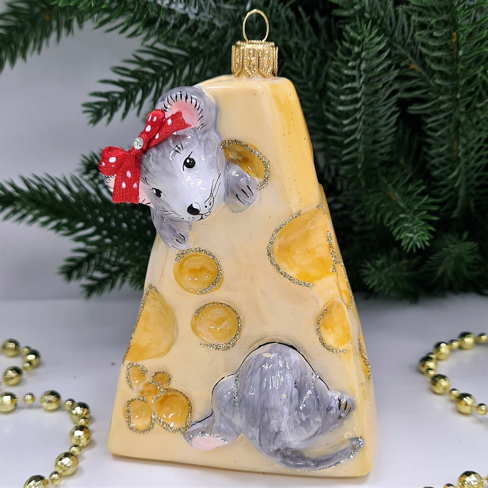 фото Стеклянная елочная игрушка Мышки в сыре