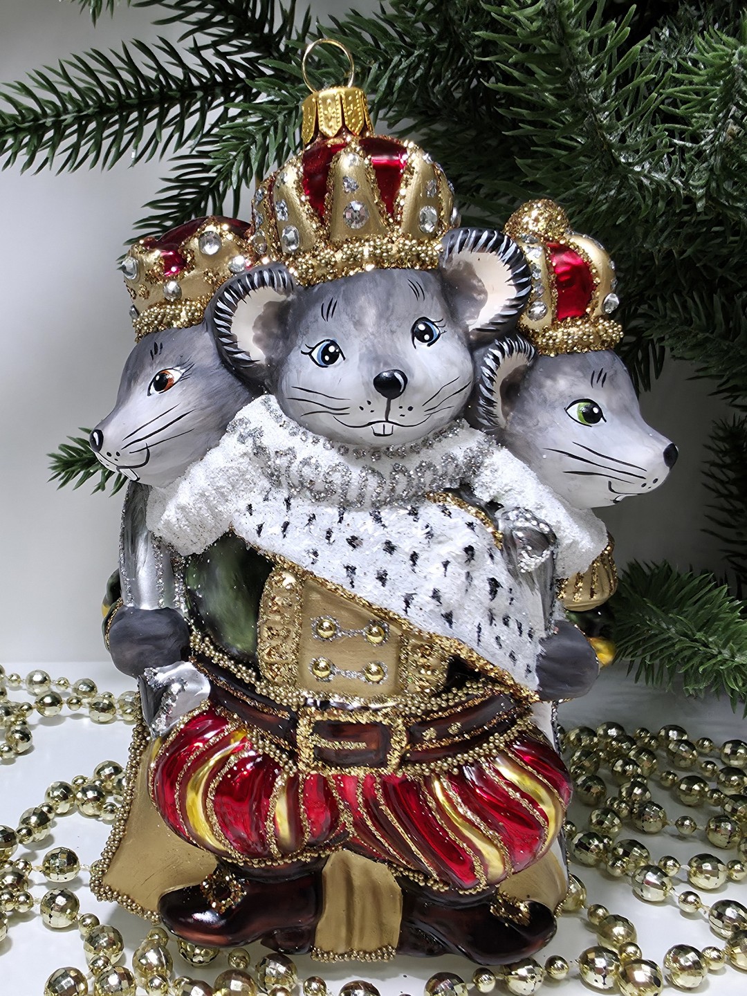 фото Стеклянная елочная игрушка Мышинный король