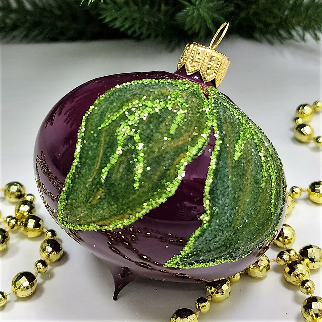 фото Стеклянная елочная игрушка Свекла