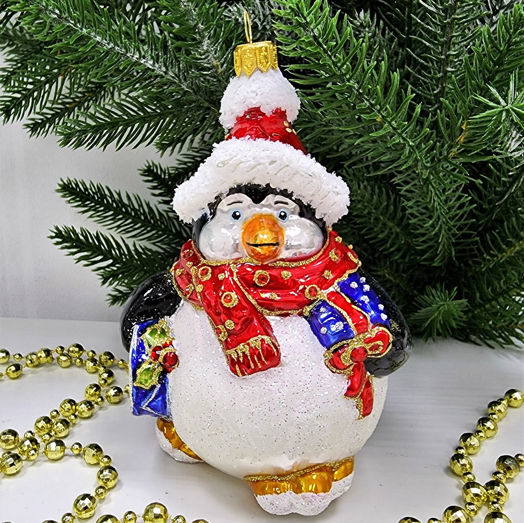 фото Стеклянная елочная игрушка Пингвин с барабаном