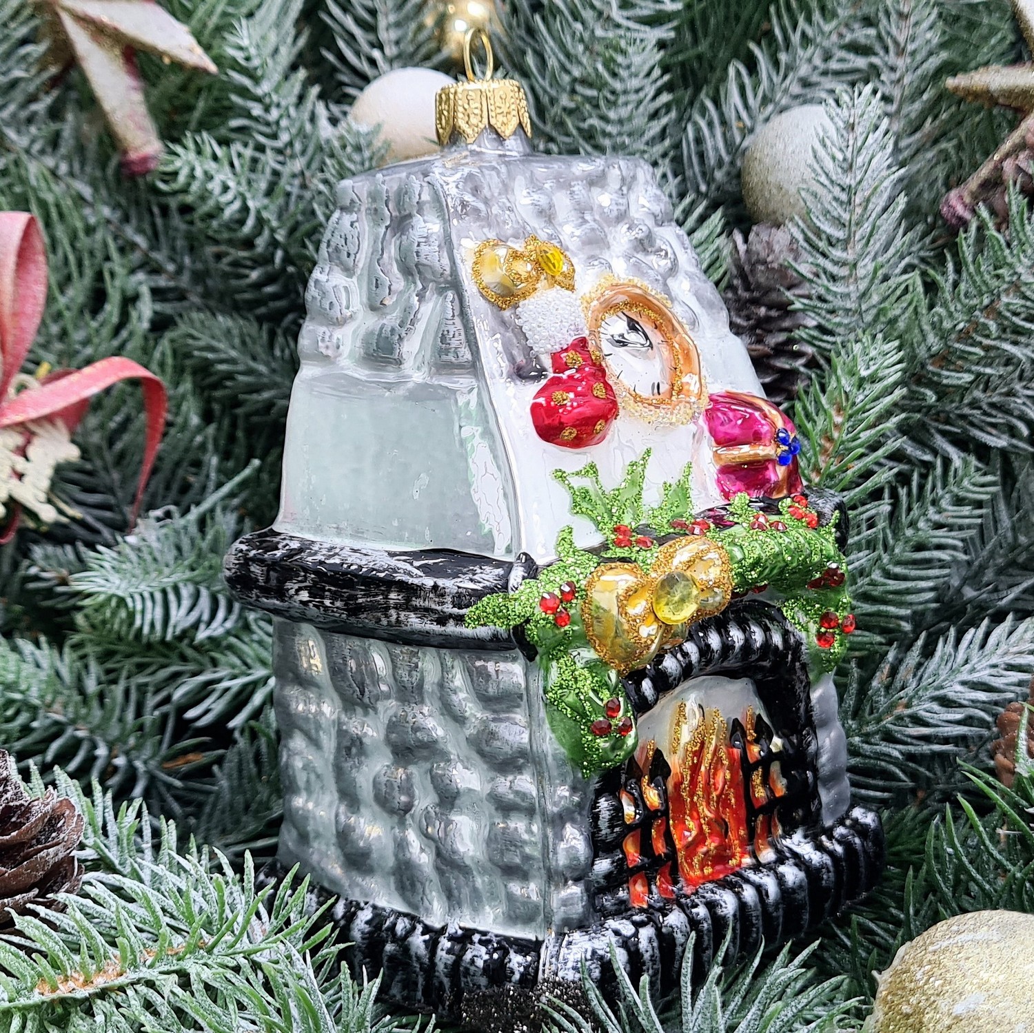 фото Стеклянная елочная игрушка Камин
