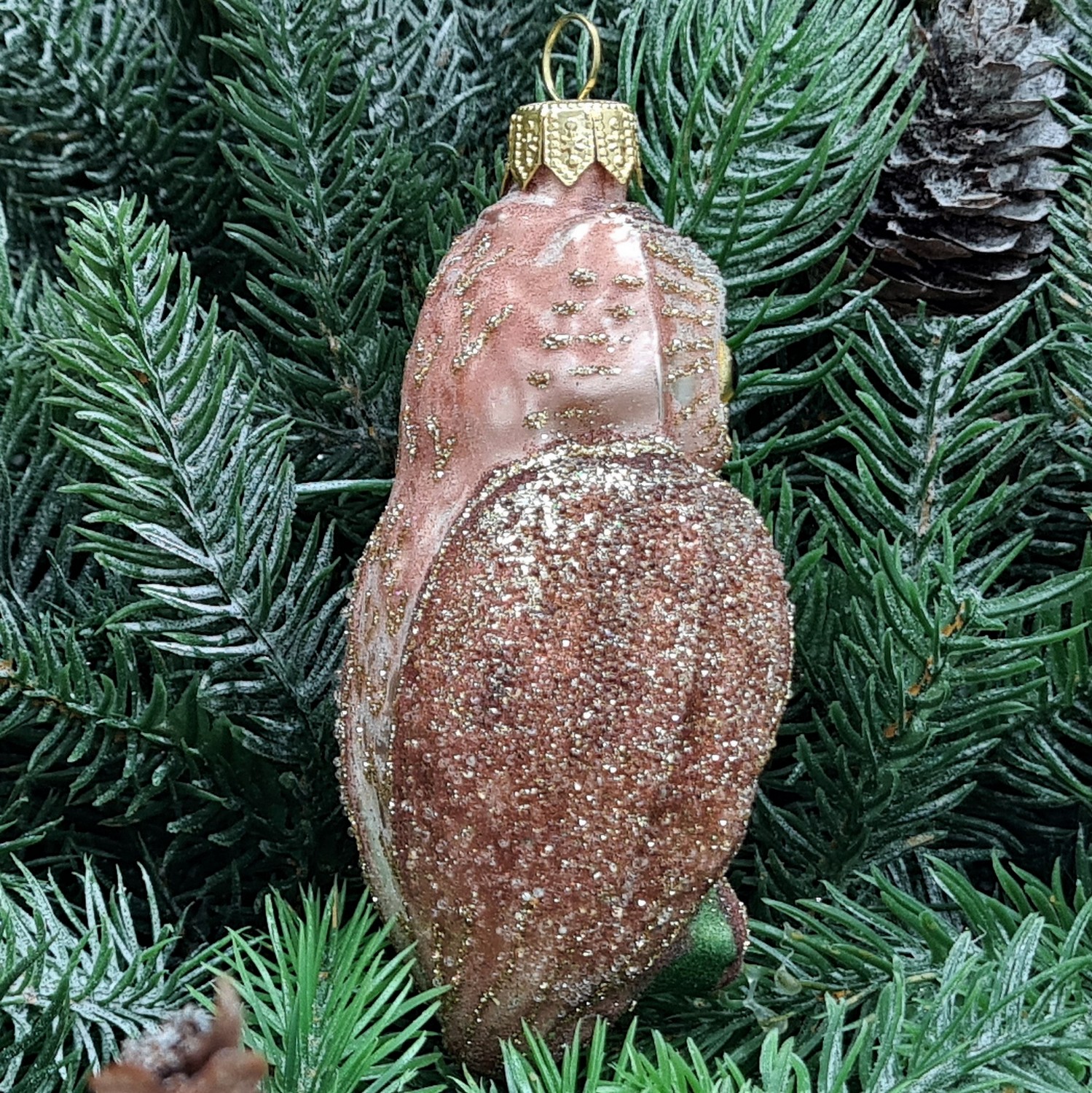 фото Стеклянная елочная игрушка Сова коричневая