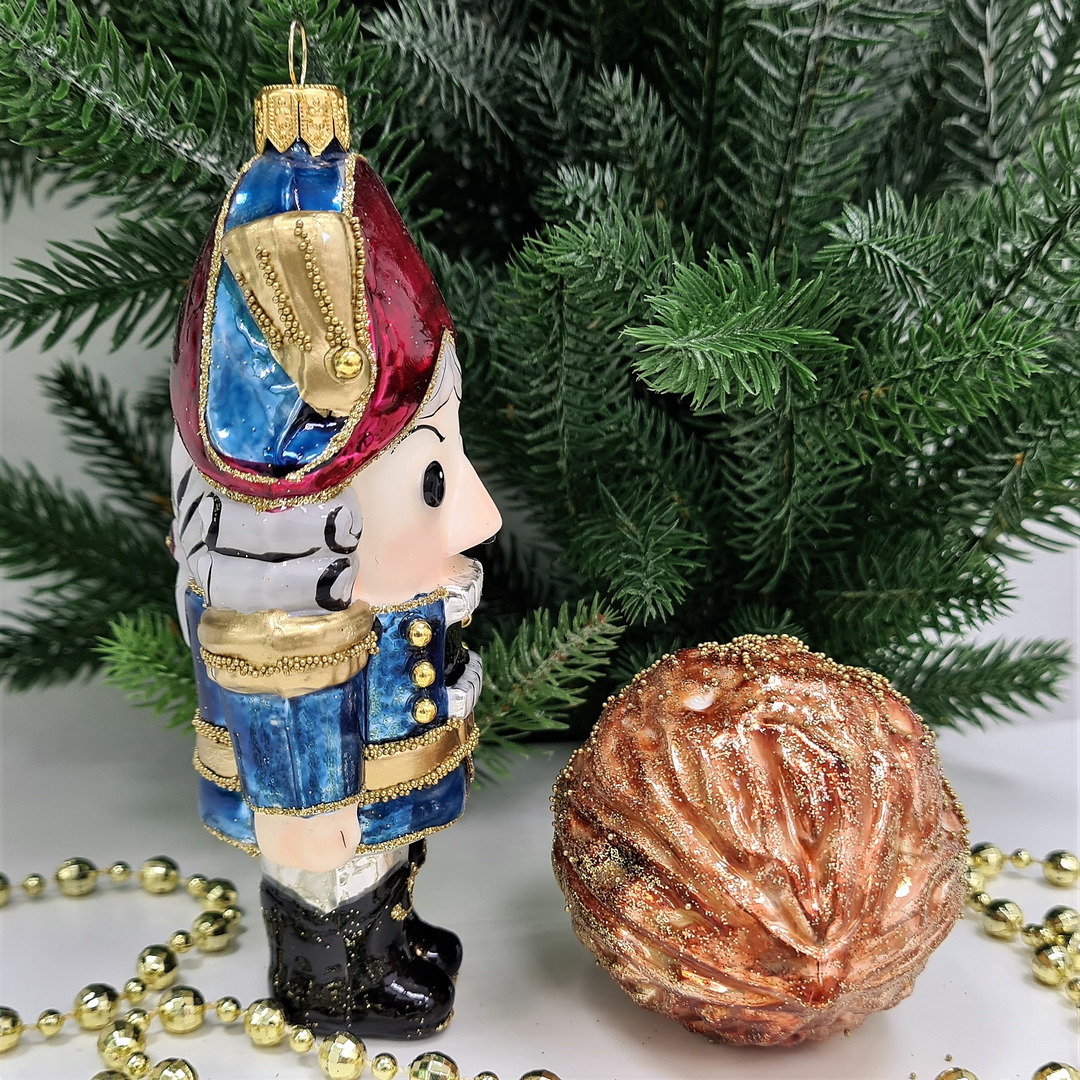 фото Набор ёлочных игрушек Щелкунчик и орех винтаж