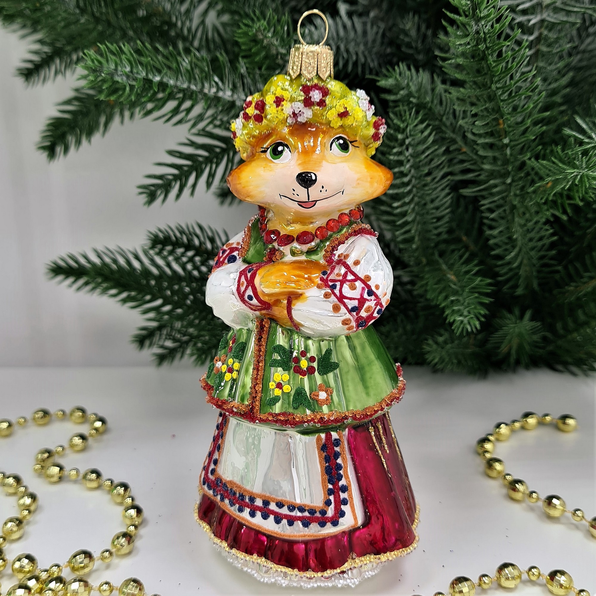 фото Стеклянная елочная игрушка Лиса в веночке