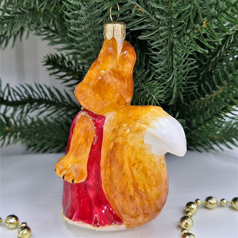 фото Стеклянная елочная игрушка Белочка с корзинкой