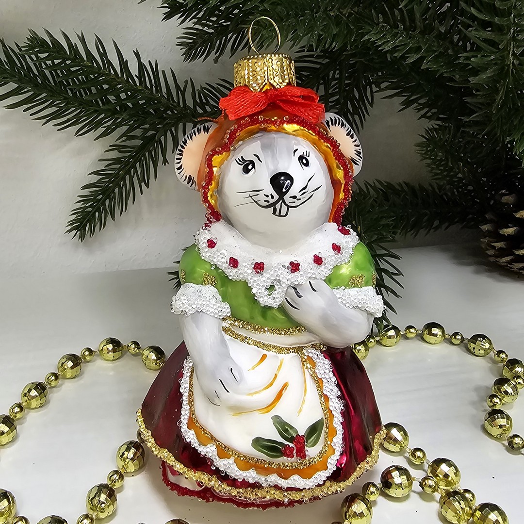 фото Стеклянная елочная игрушка Мышка хозяйка