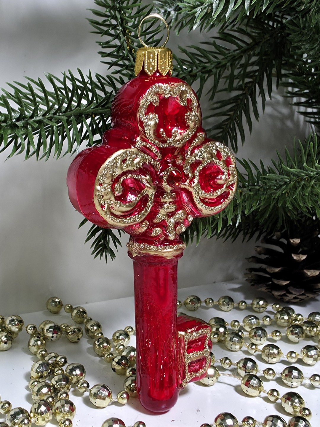 фото Стеклянная елочная игрушка Ключик красный