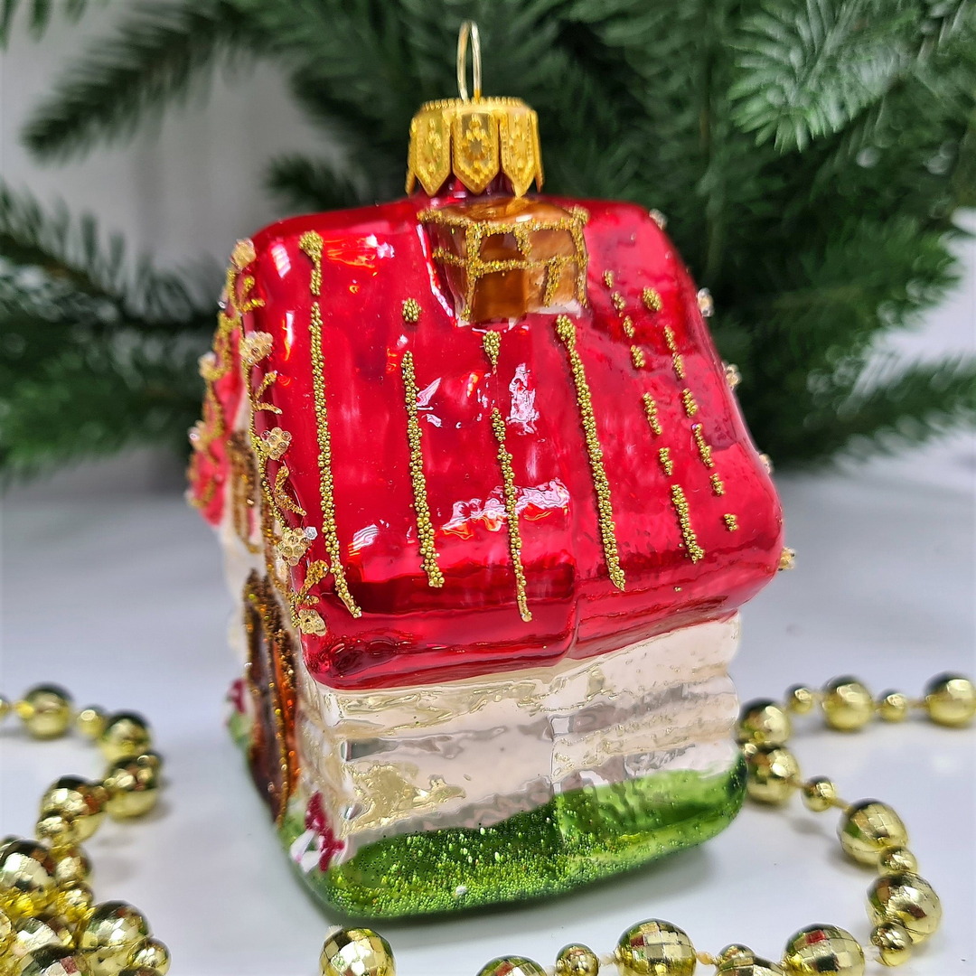 фото Стеклянная елочная игрушка домик