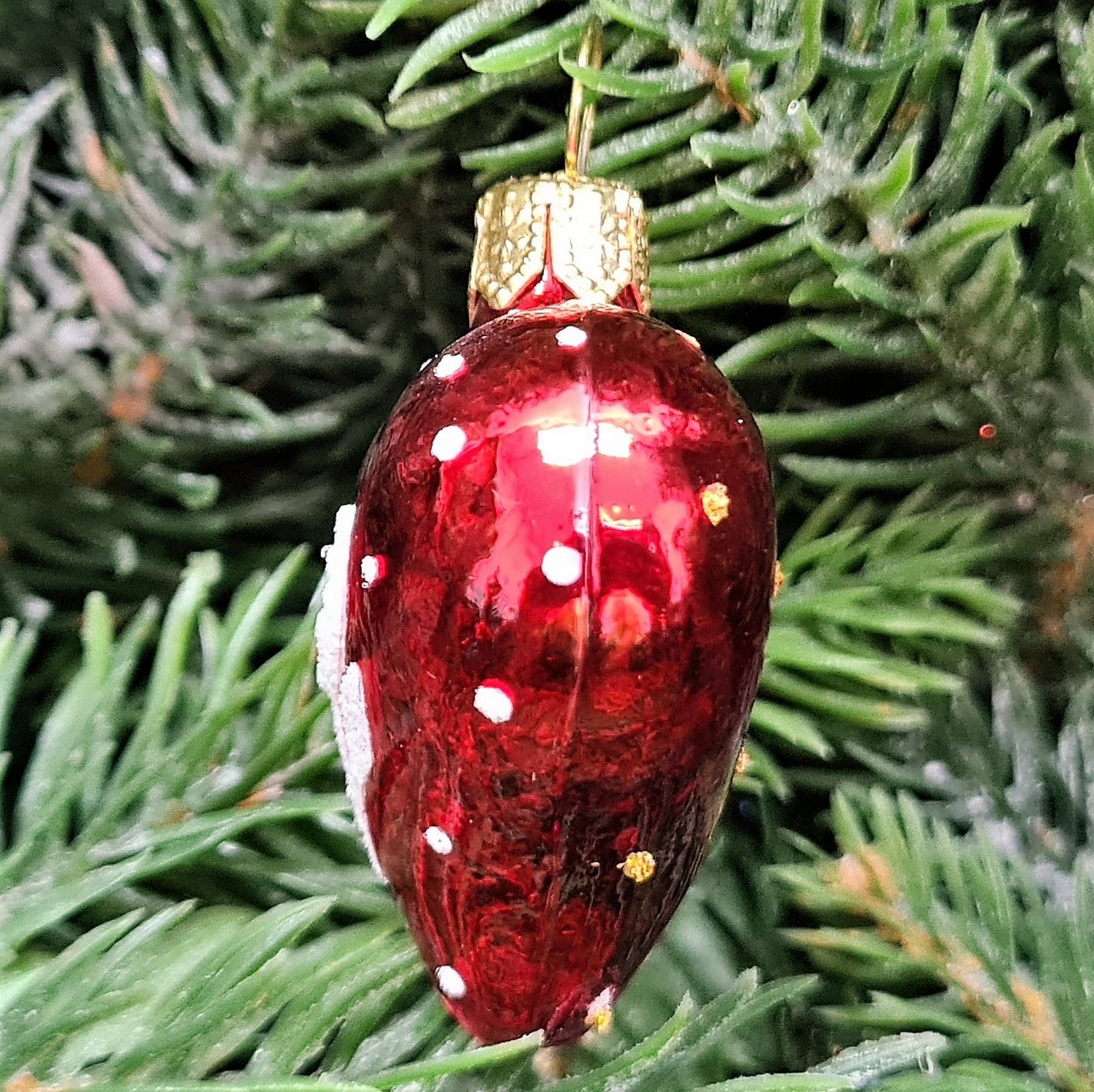 фото Стеклянная елочная игрушка Сердечко