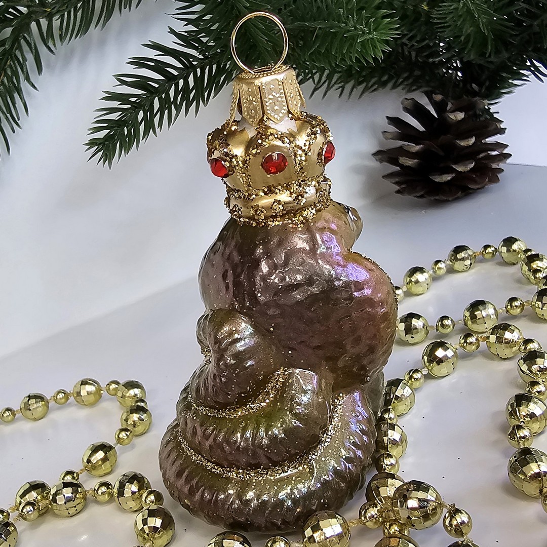 фото Стеклянная елочная игрушка Кобра в короне