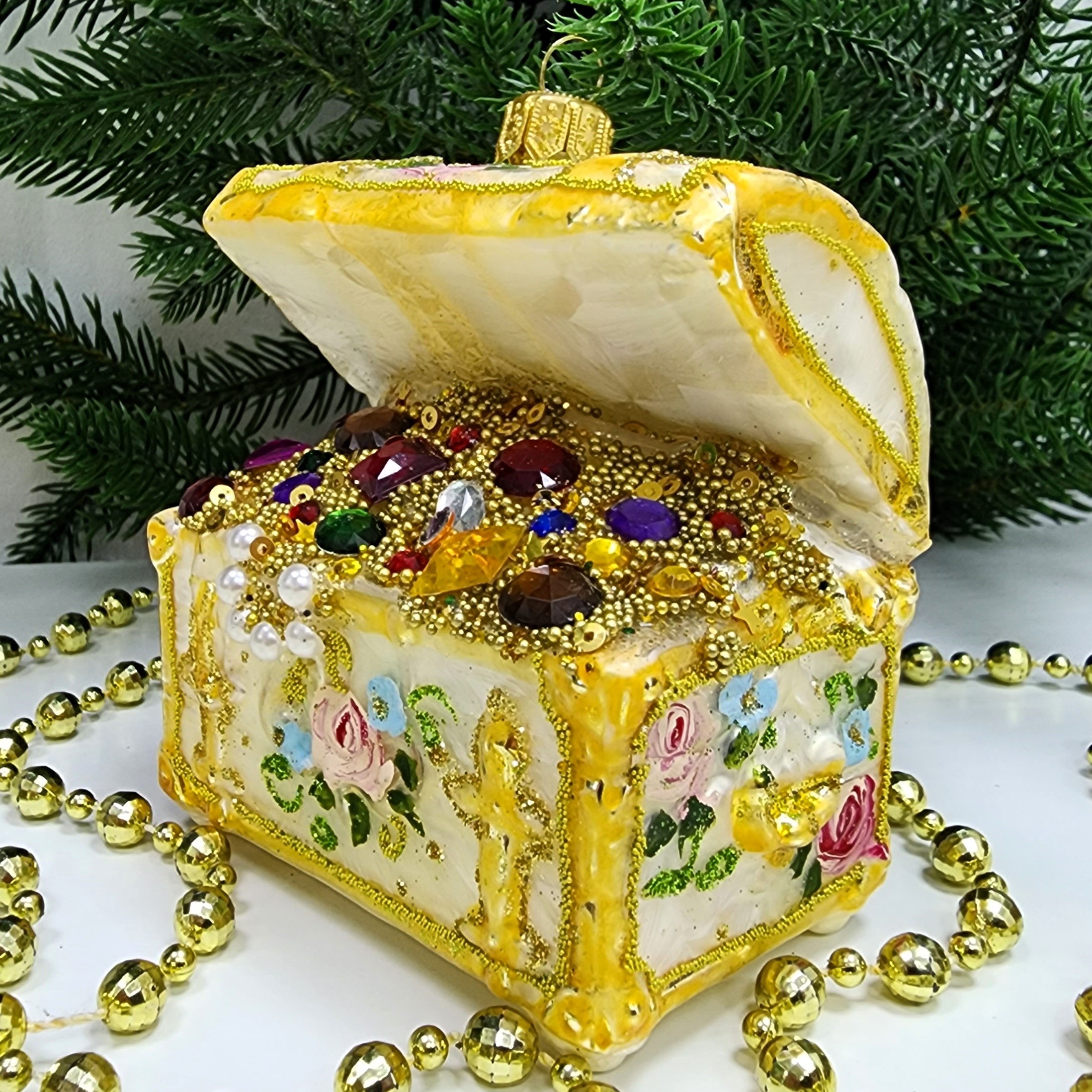фото Стеклянная елочная игрушка Сундук с золотом Версаль