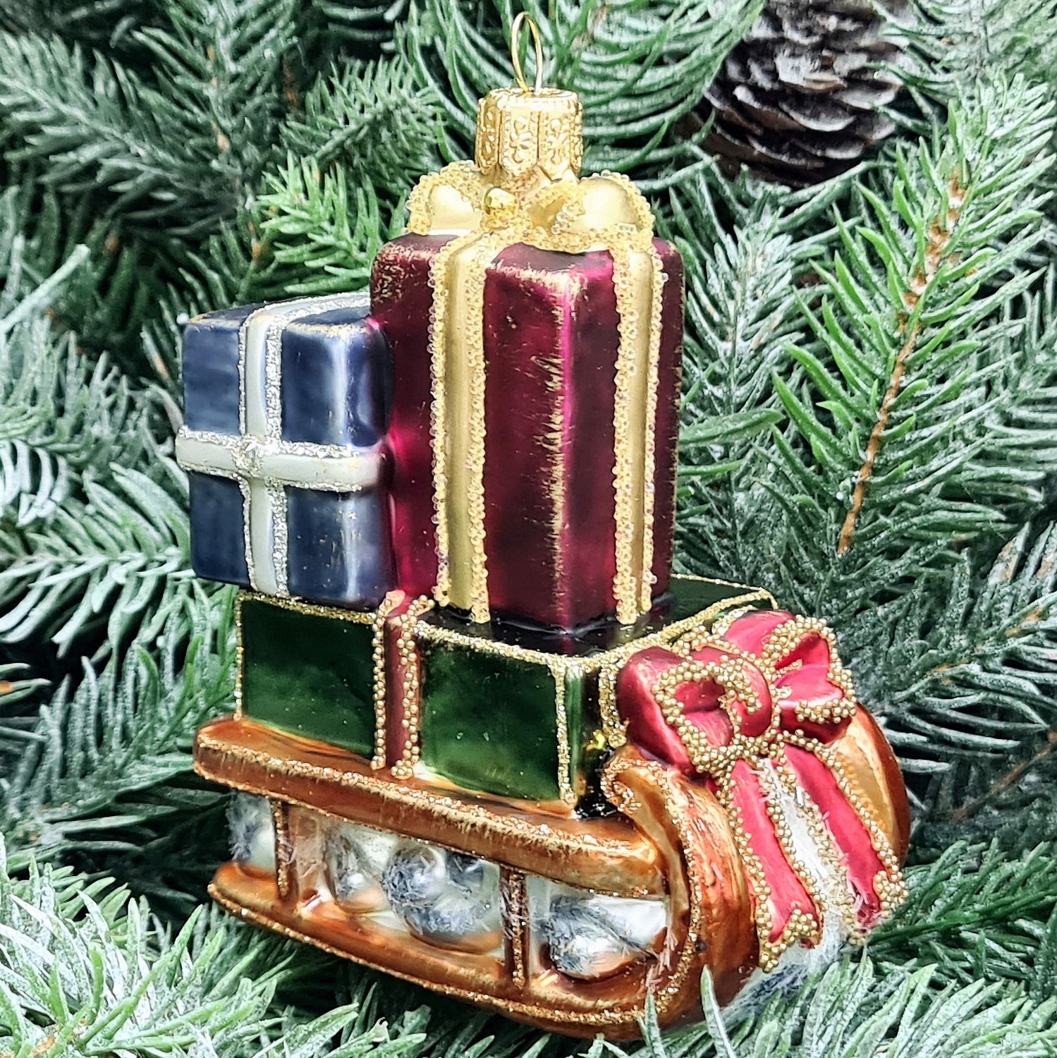 фото Стеклянная елочная игрушка Саночки