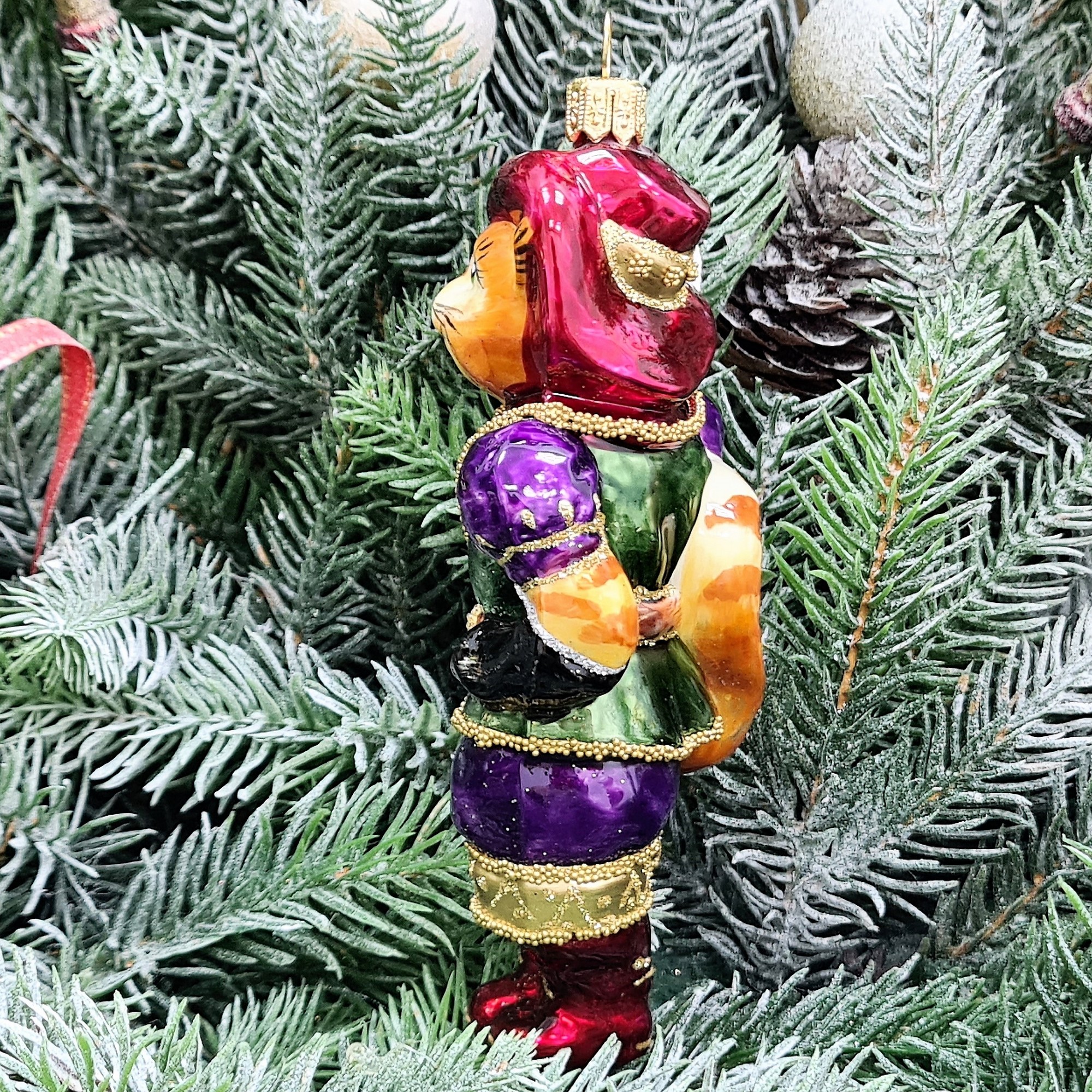 фото Стеклянная елочная игрушка Кот в сапогах рыжий