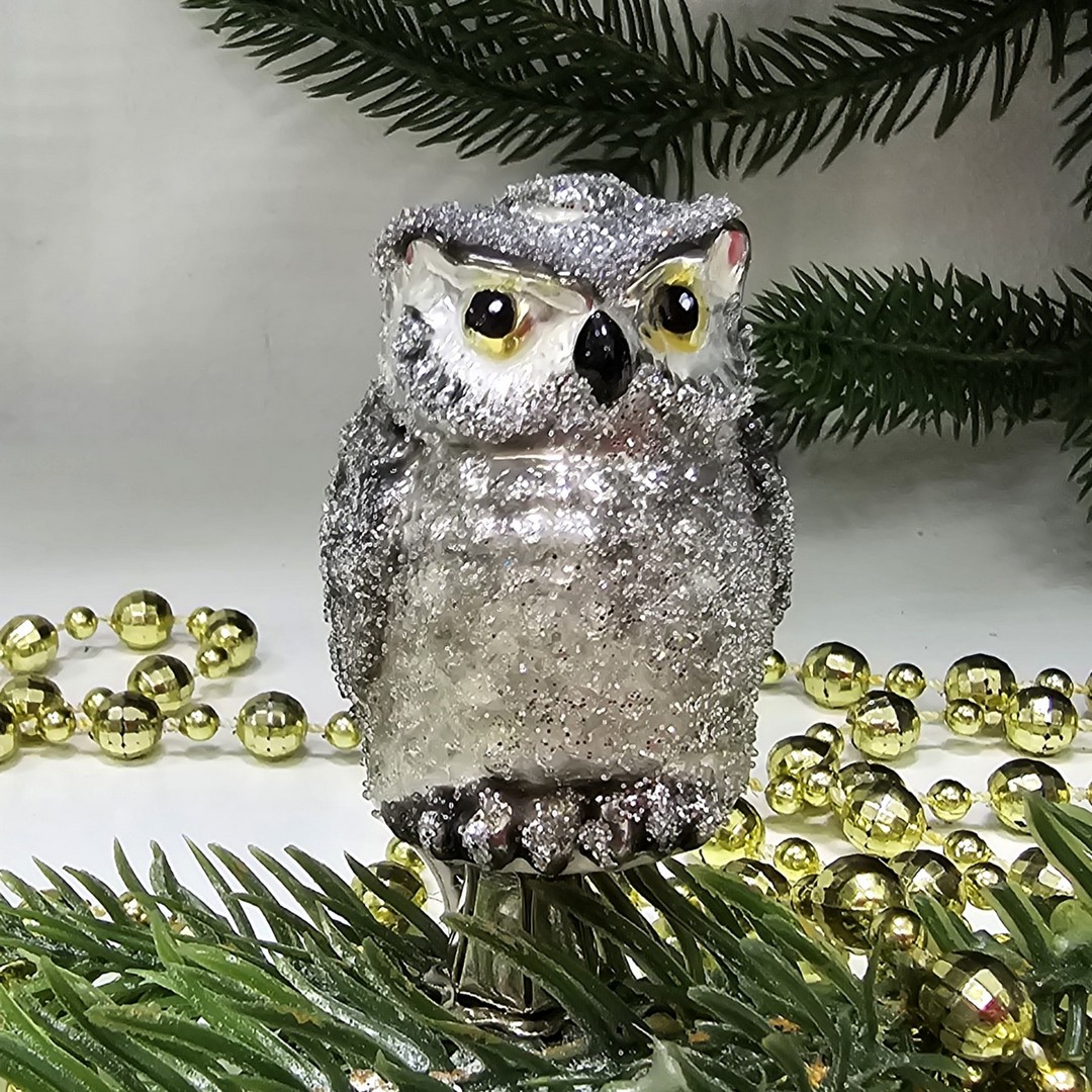 фото Стеклянная елочная игрушка Сова на прищепке