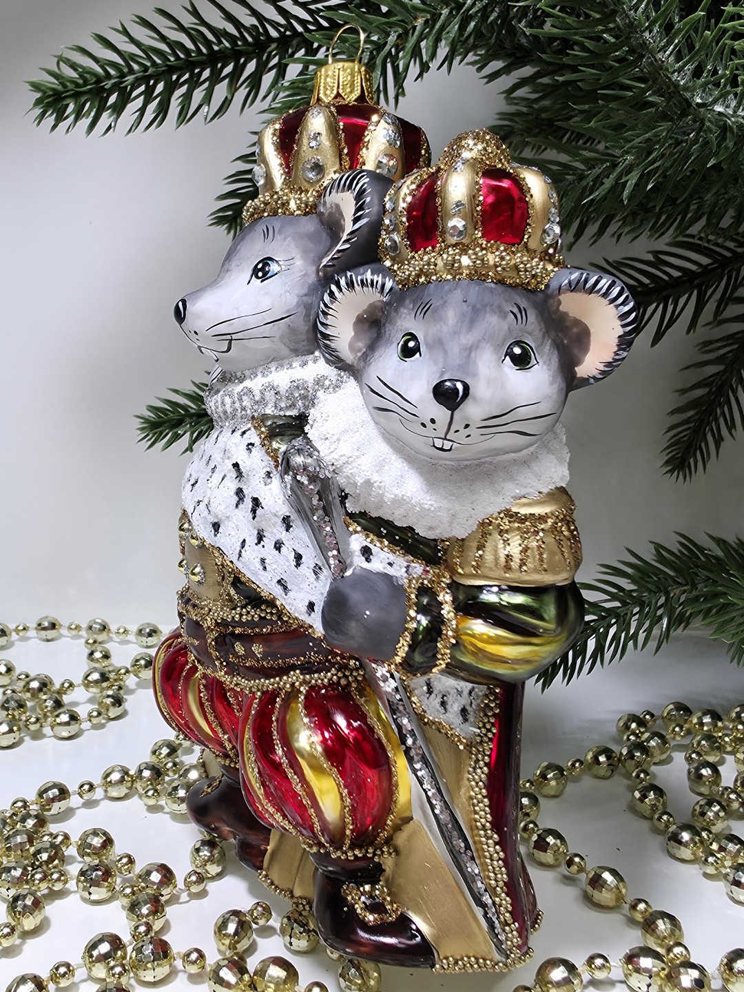 фото Стеклянная елочная игрушка Мышинный король