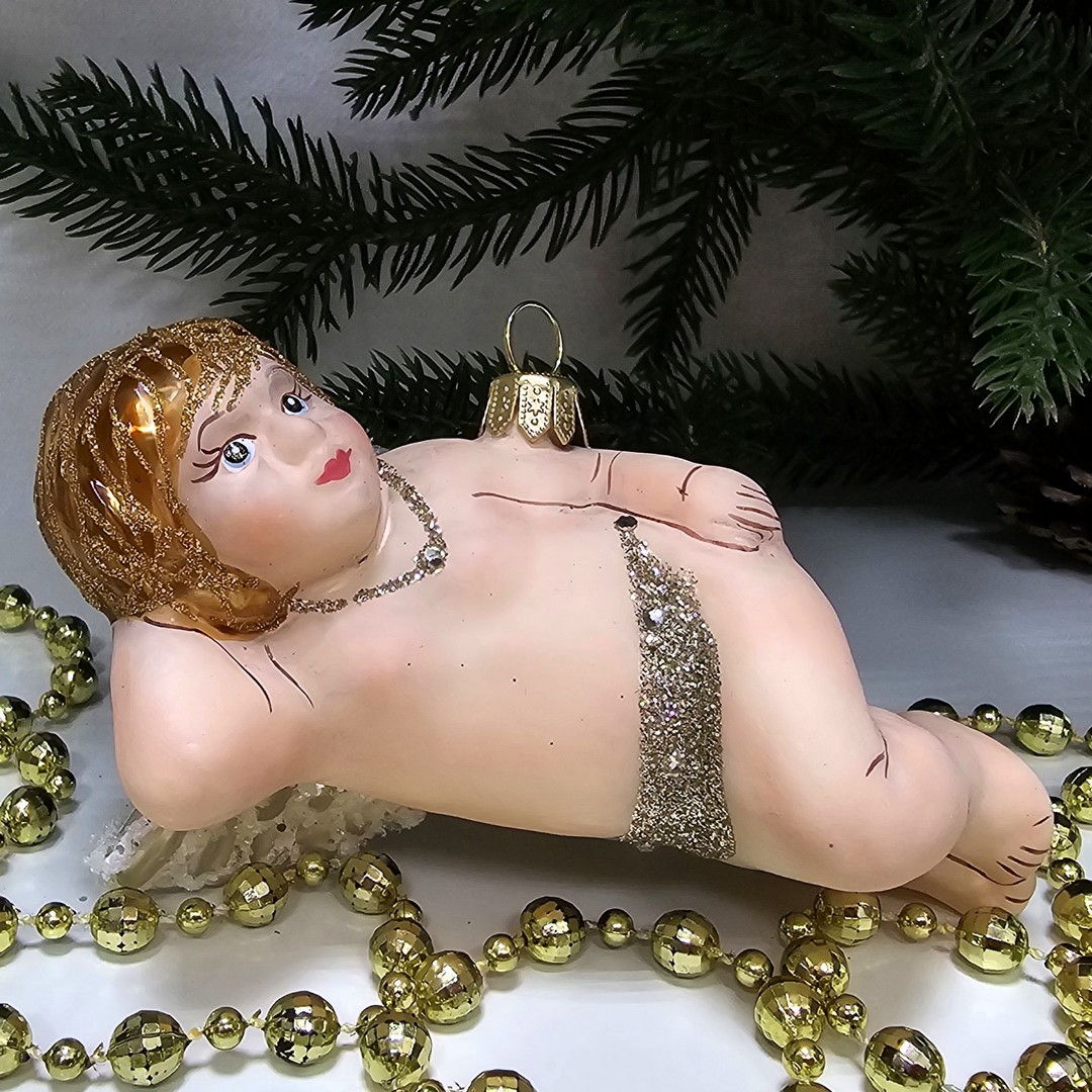 фото Стеклянная елочная игрушка Ангел лежит