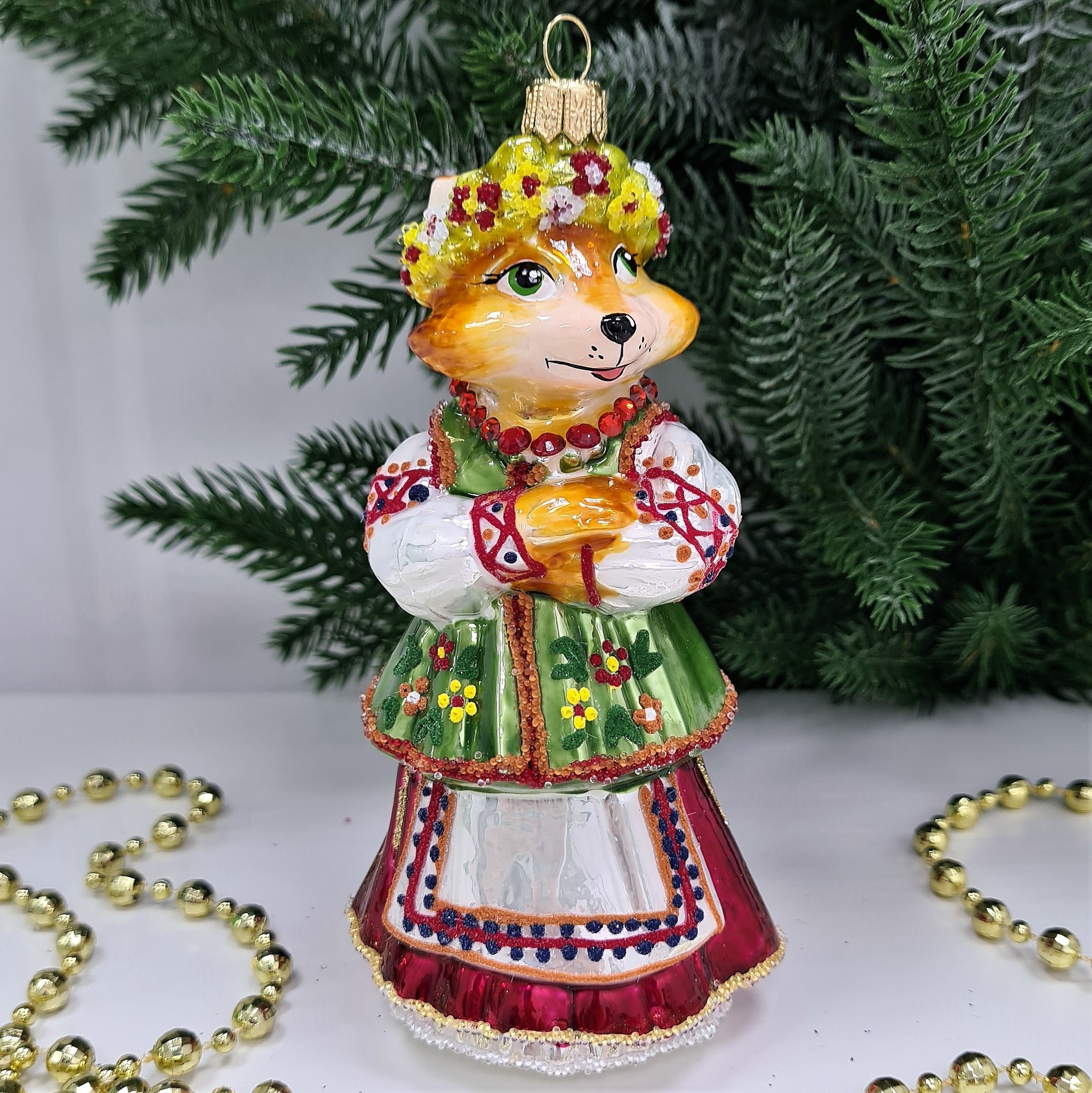 фото Стеклянная елочная игрушка Лиса в веночке