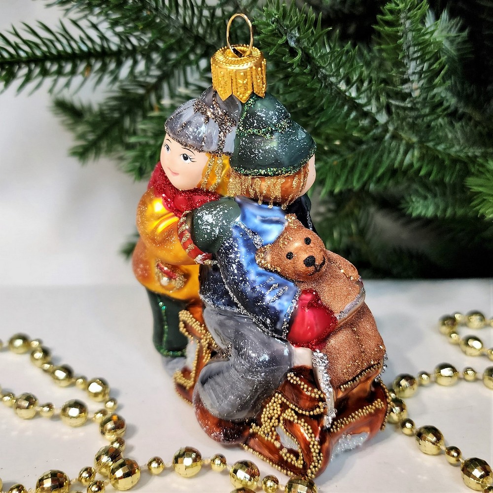 фото Стеклянная елочная игрушка Царские дети на санях