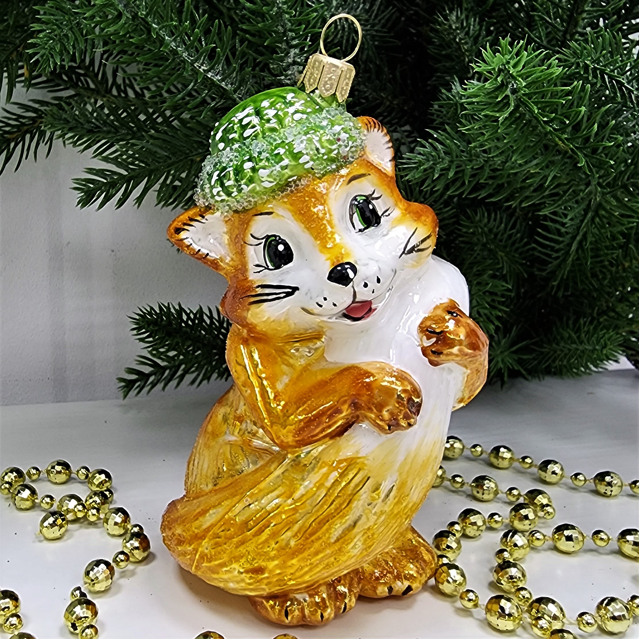 фото Стеклянная елочная игрушка Лисичка в шапке