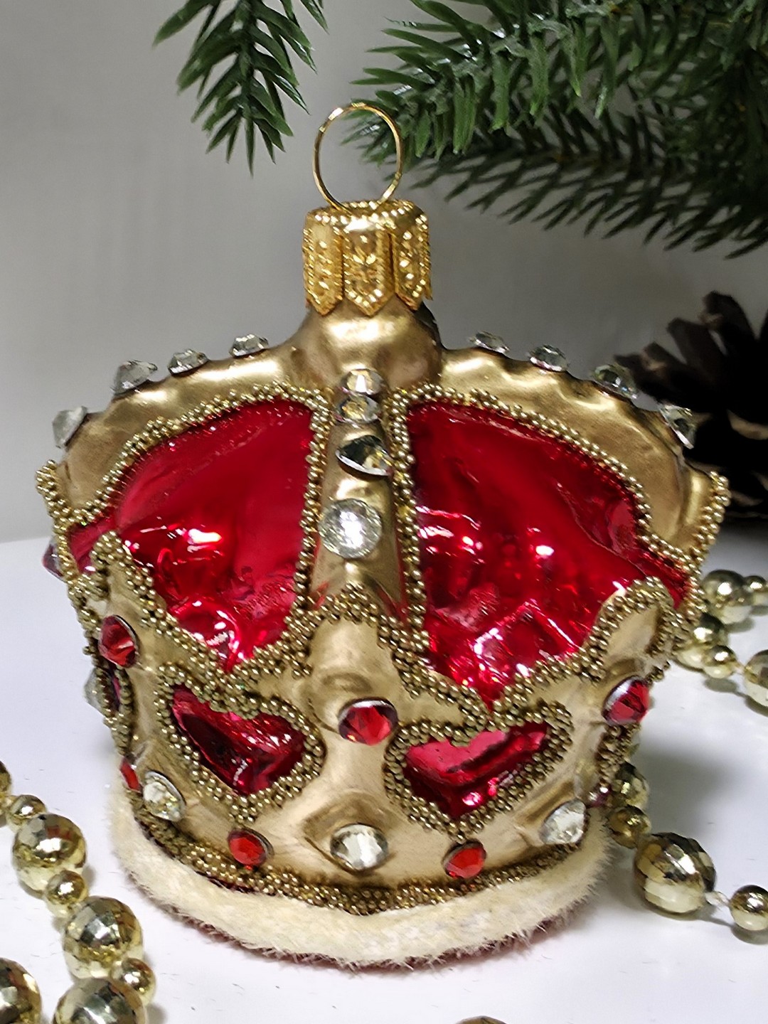 фото Стеклянная елочная игрушка Корона красная