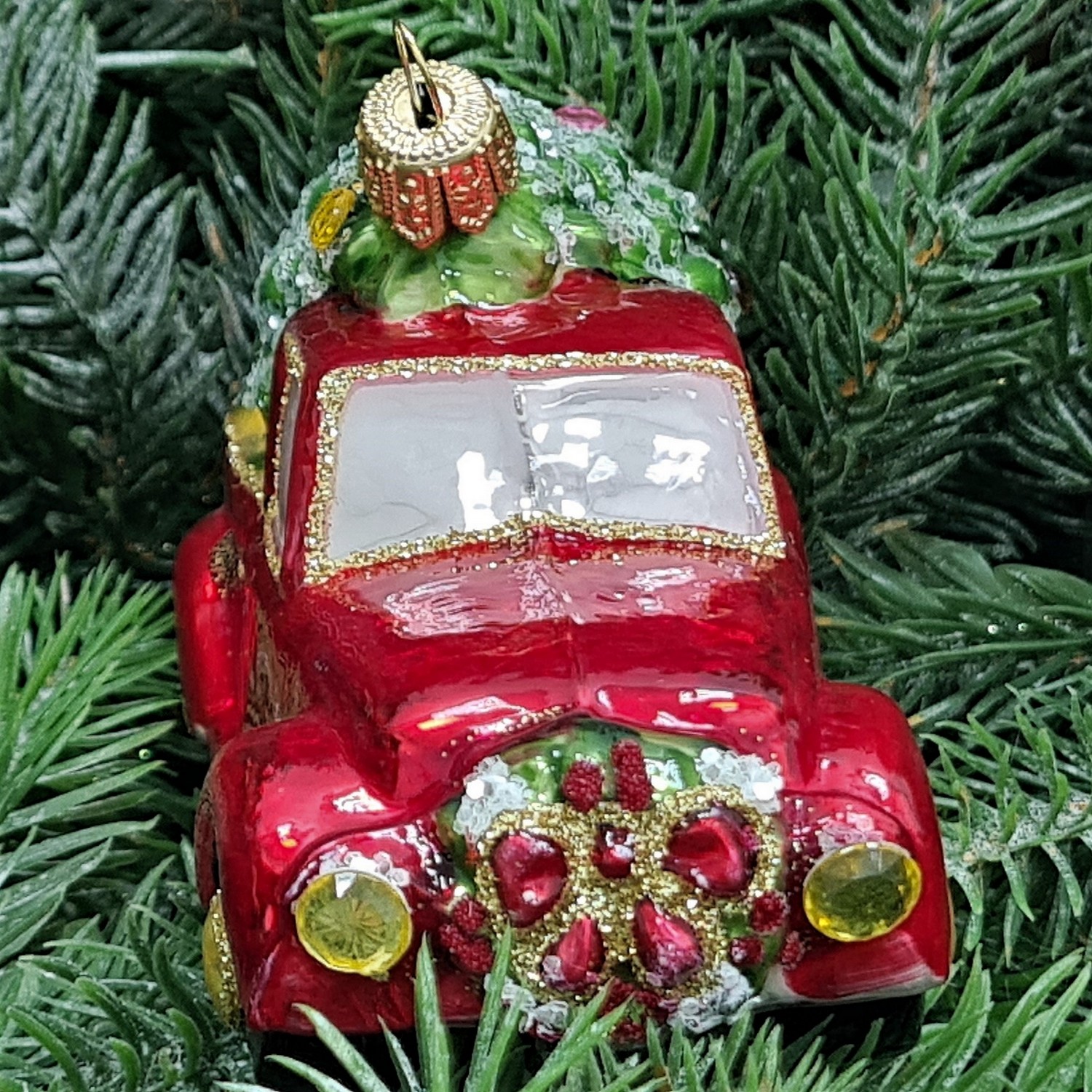 фото Стеклянная елочная игрушка Машинка с елкой