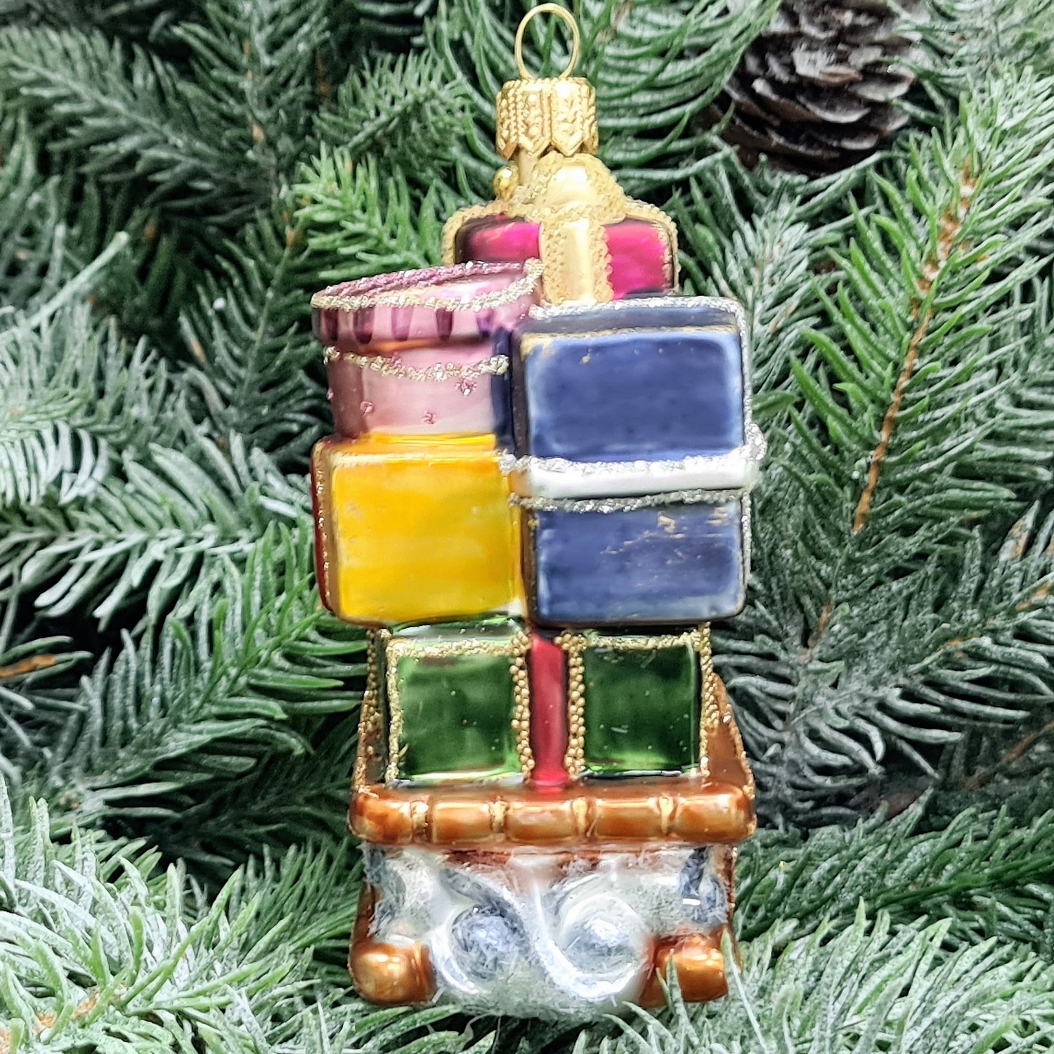 фото Стеклянная елочная игрушка Саночки