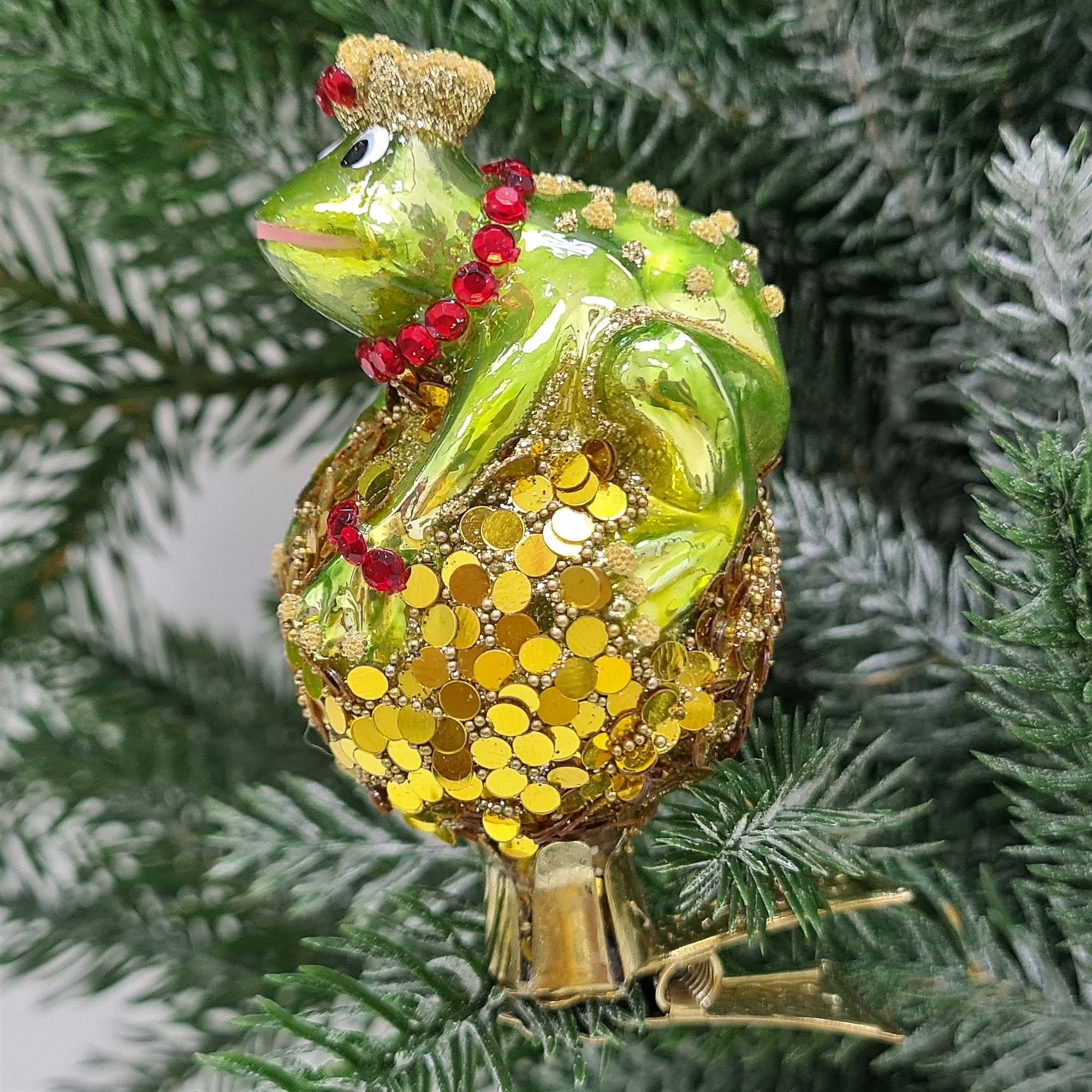 фото Стеклянная елочная игрушка Царевна лягушка на монетках