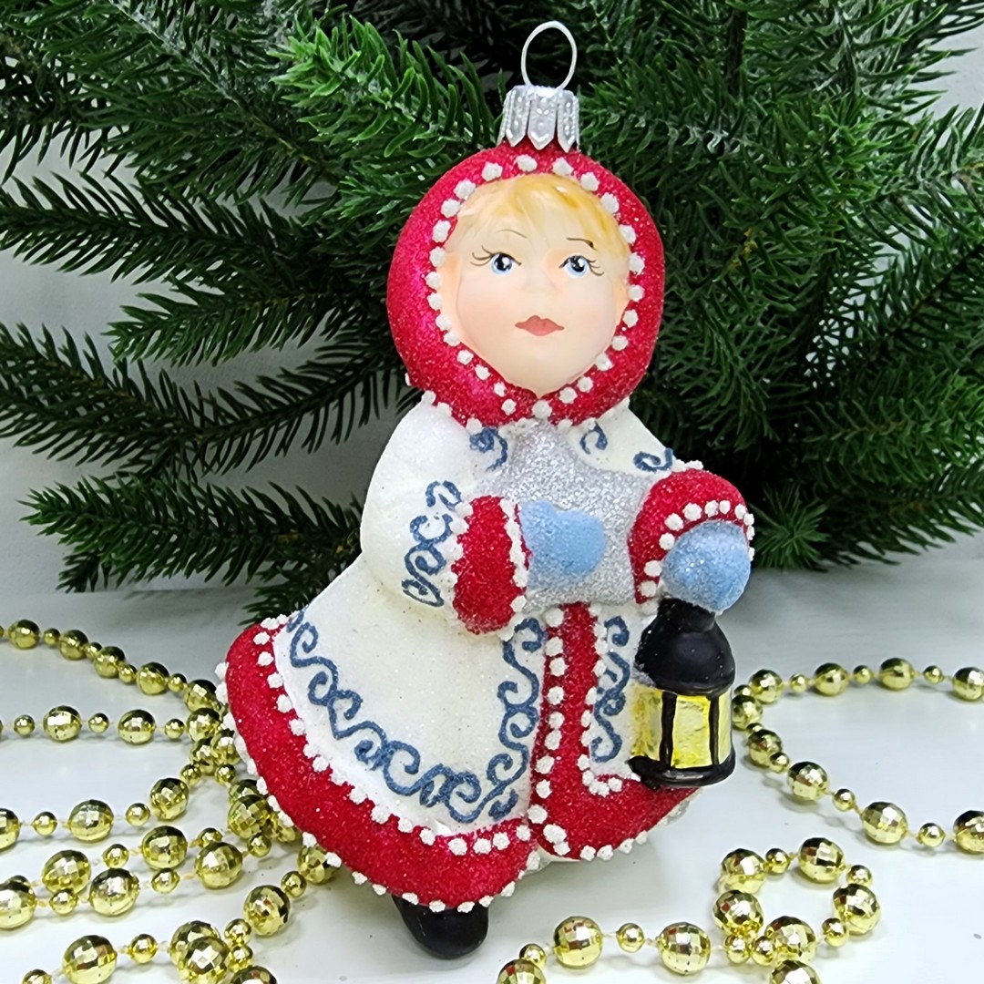 фото Стеклянная елочная игрушка Девочка с фонарем