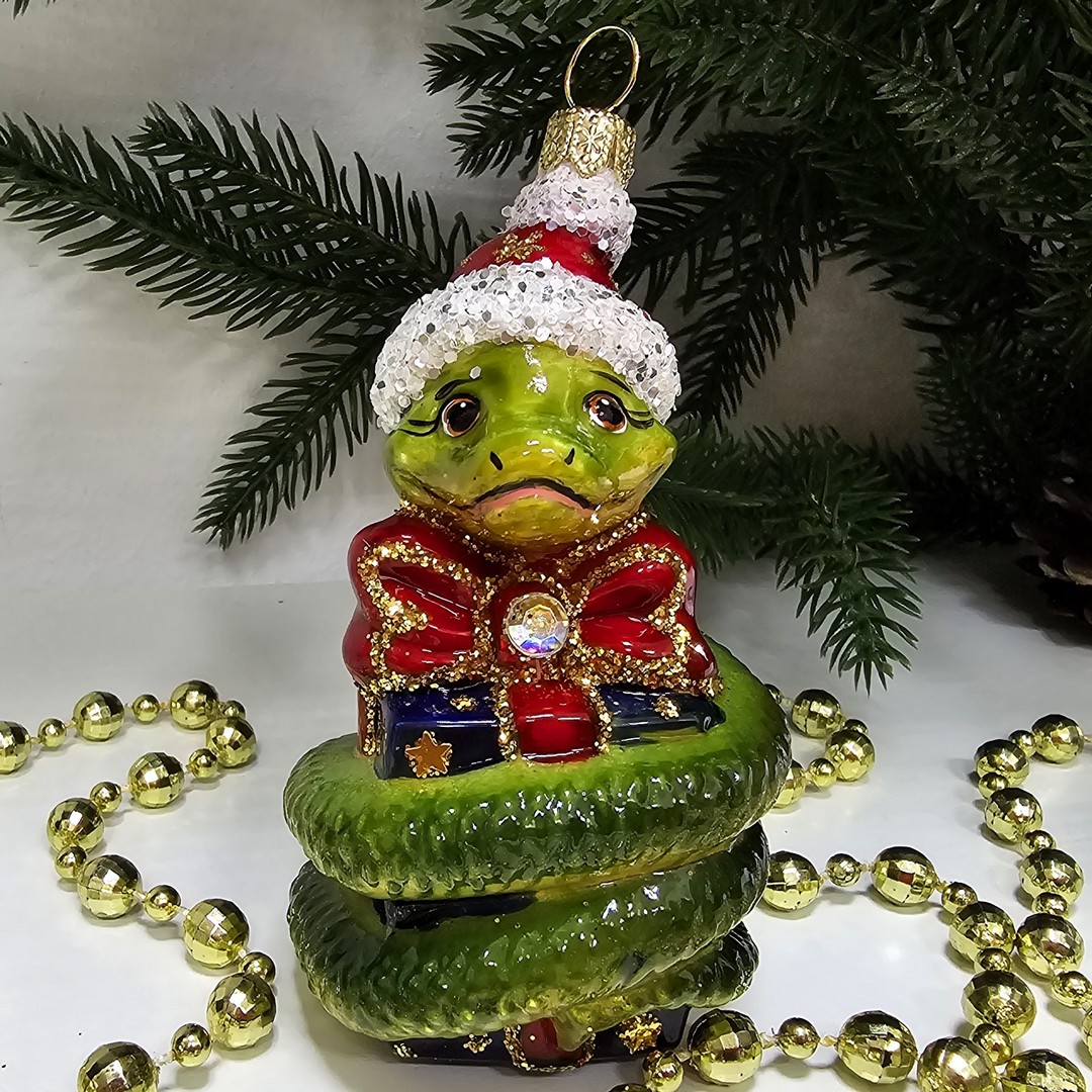 фото Стеклянная елочная игрушка Змея санта