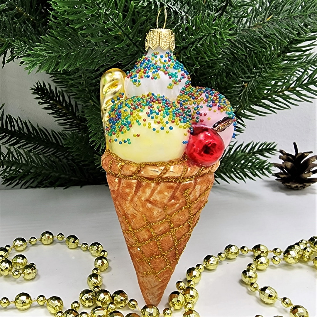 фото Стеклянная елочная игрушка Мороженое