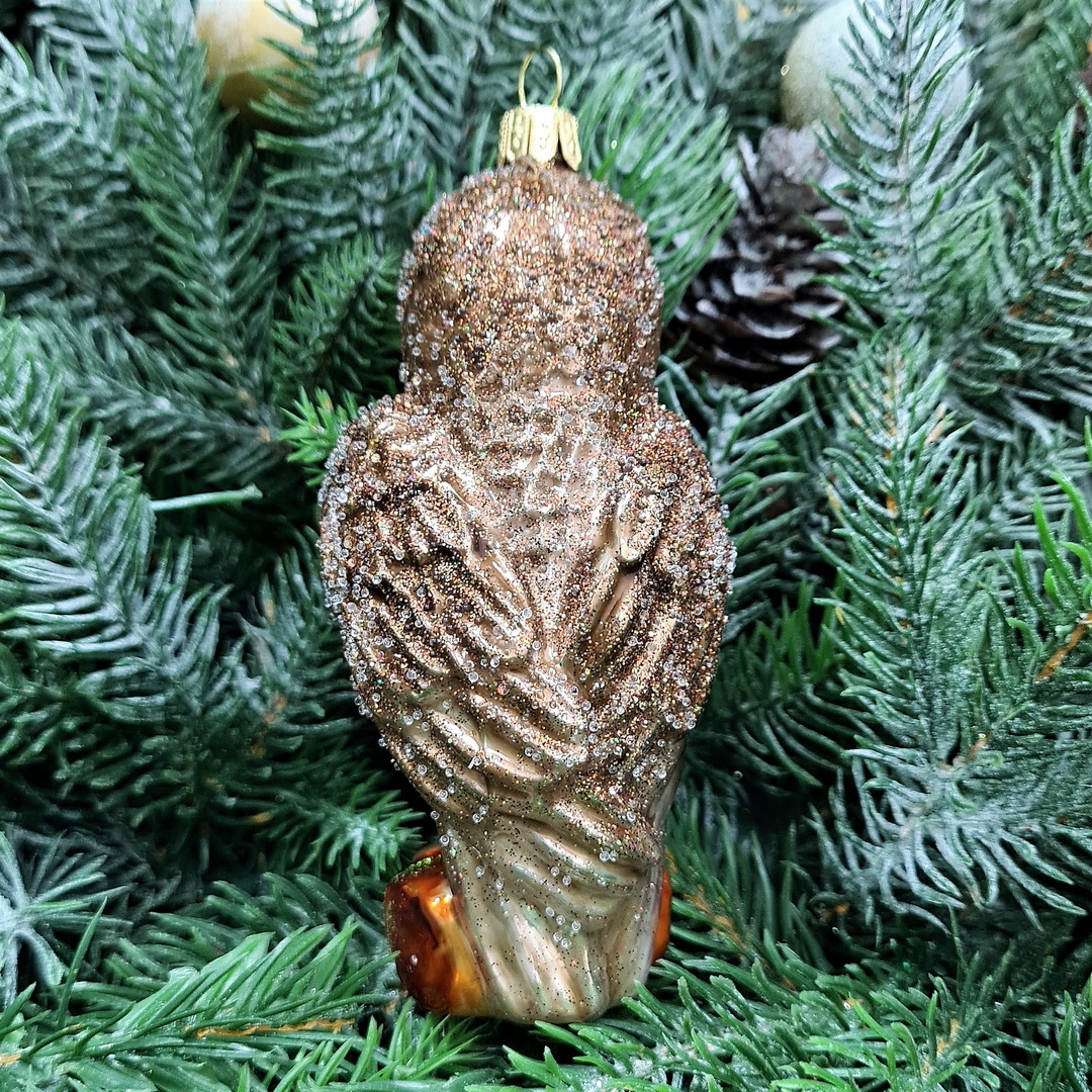 фото Стеклянная елочная игрушка Сова на ветке коричневая